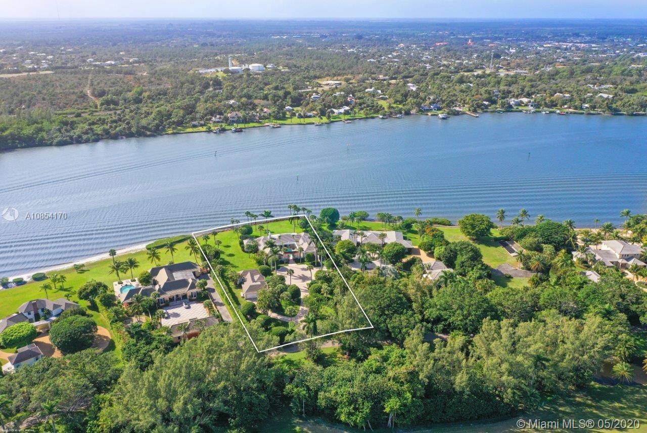 JUPITER ISLAND - Residential