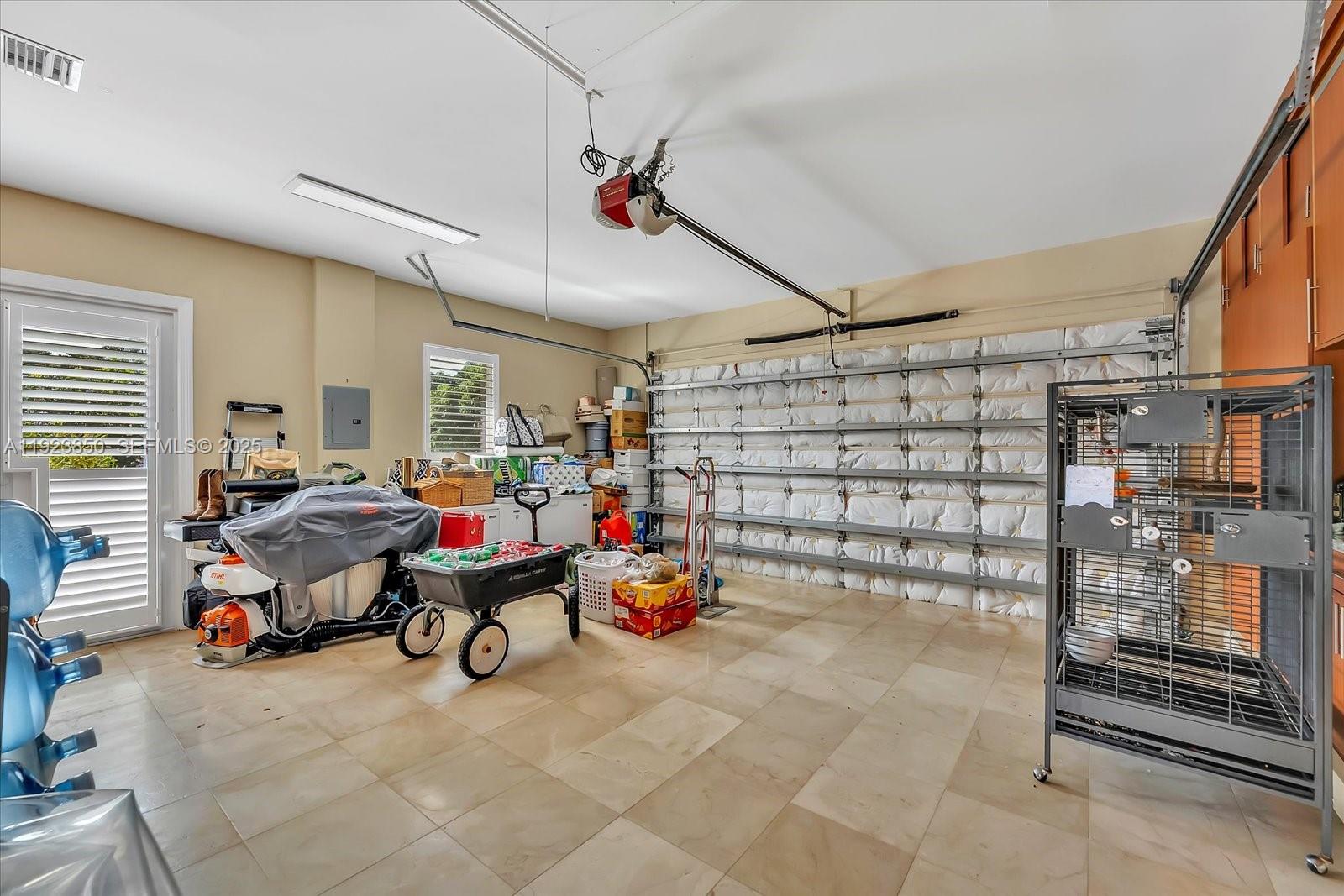 NoSubdivionName - Residential