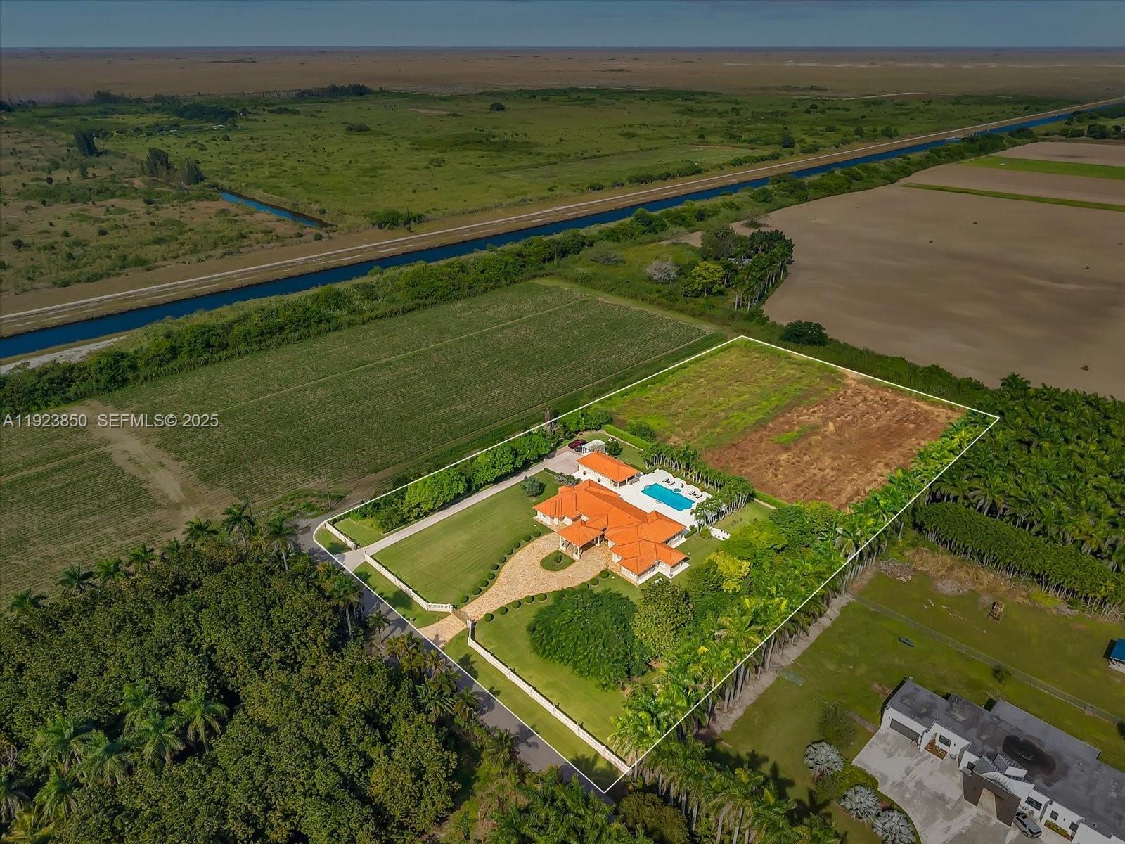 NoSubdivionName - Residential