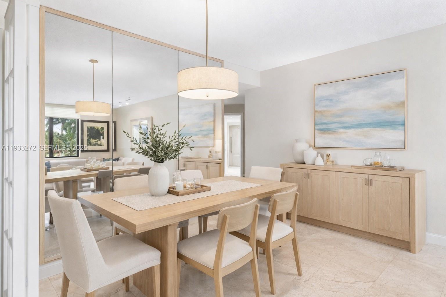 VILLA REGINA CONDO - Residential