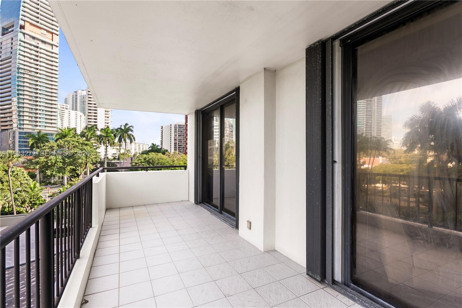 VILLA REGINA CONDO - Residential