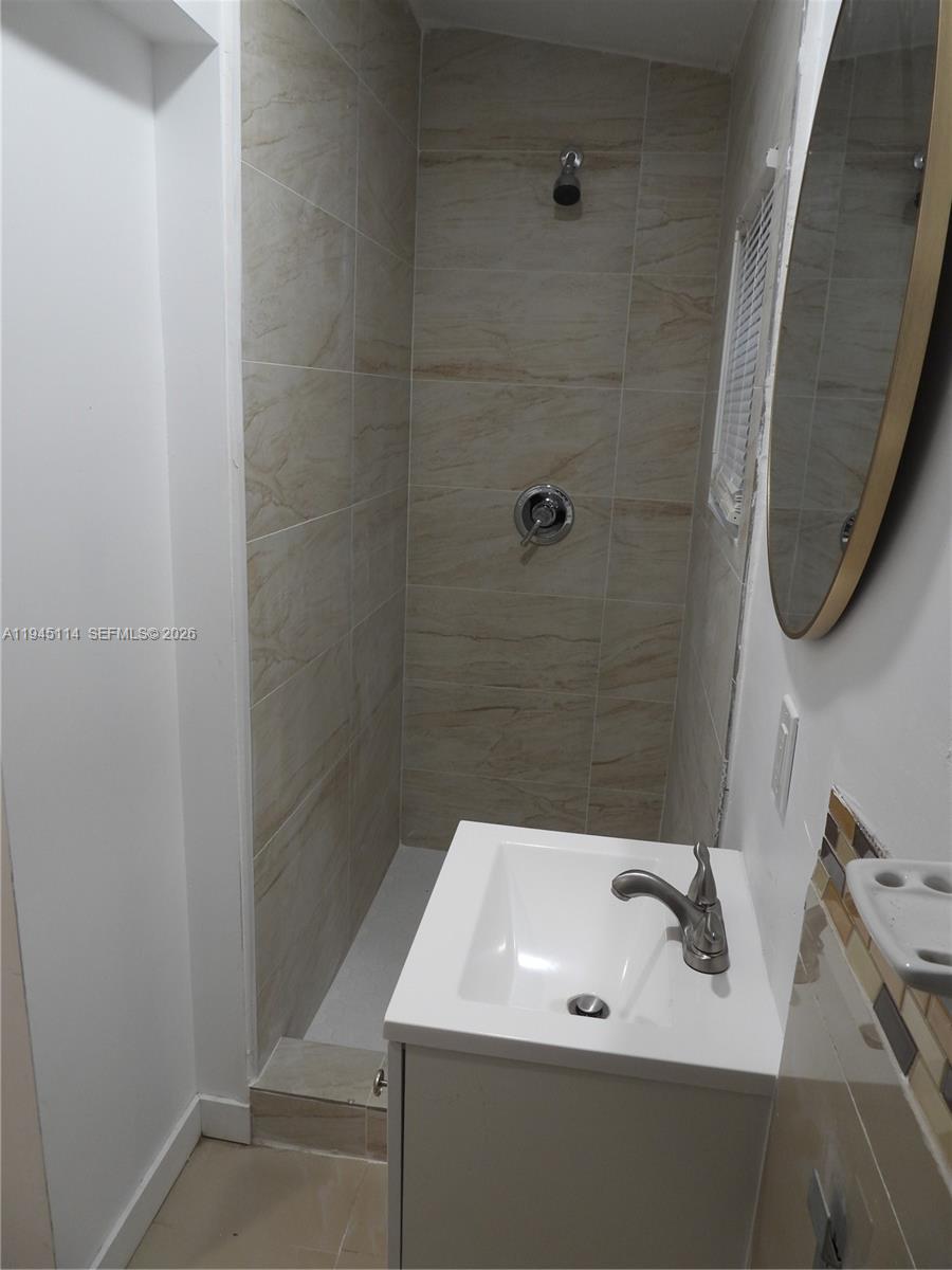 ARCH CREEKS ESTATES - Residential