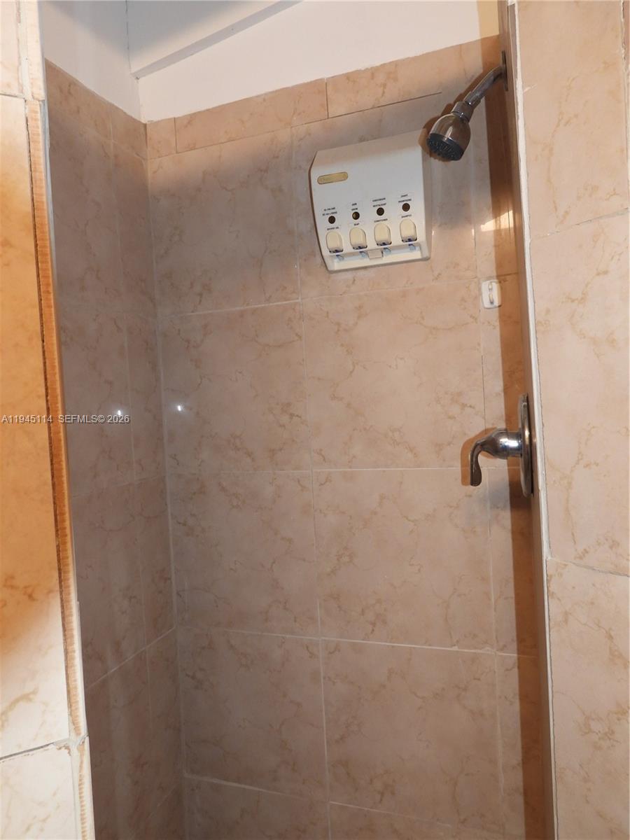 ARCH CREEKS ESTATES - Residential