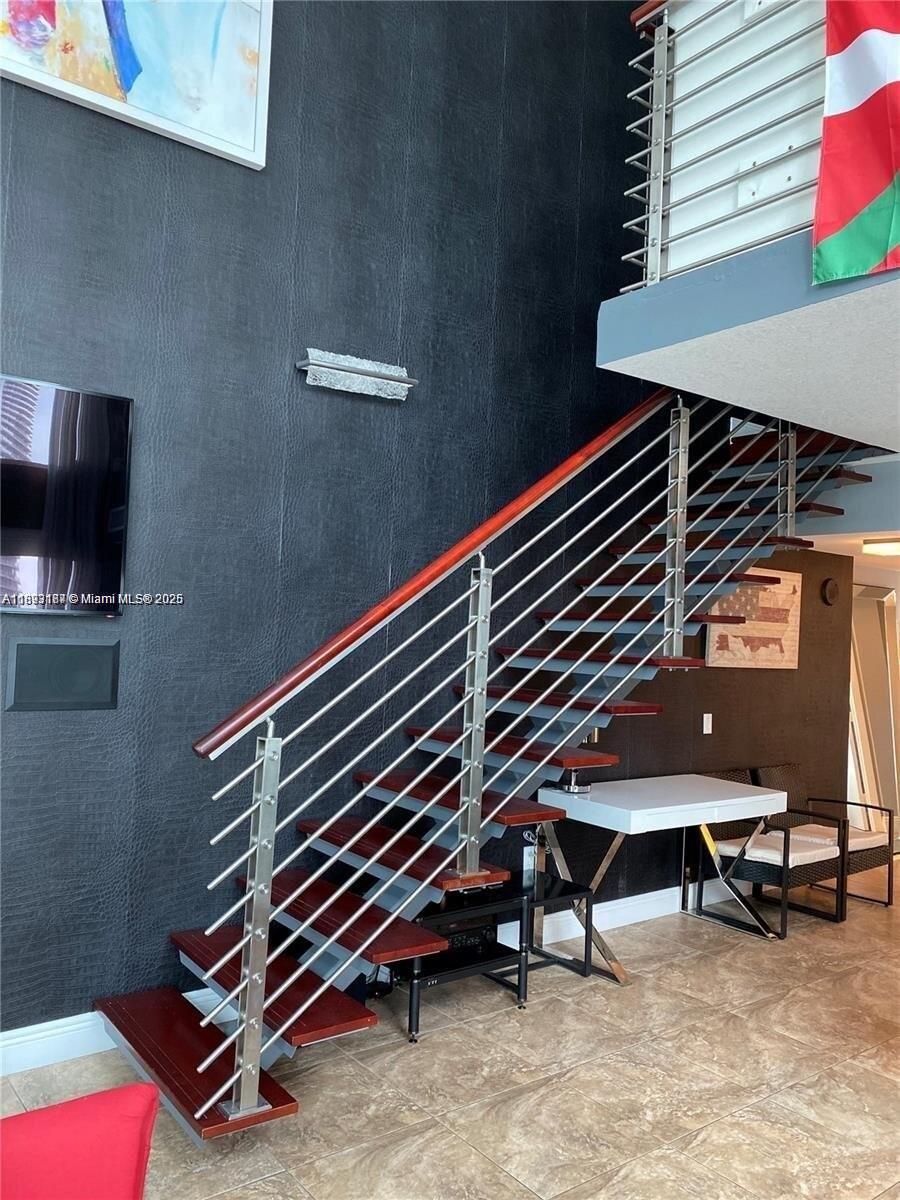 BRICKELL ON THE RIVER S T - Residential Lease