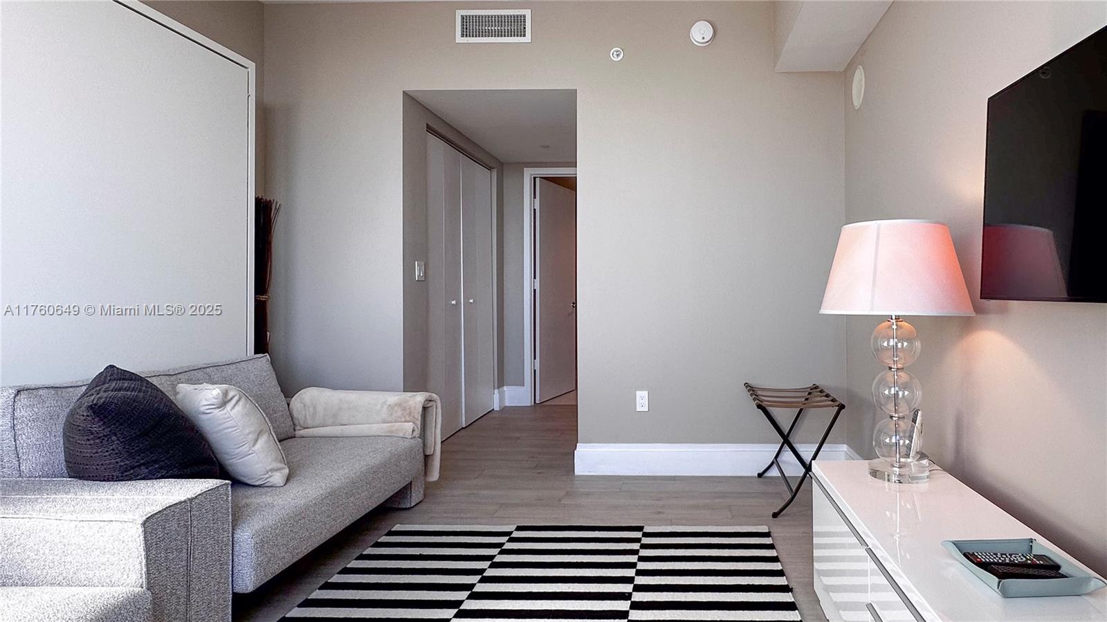 BEACHWALK CONDOMINIUM - Residential