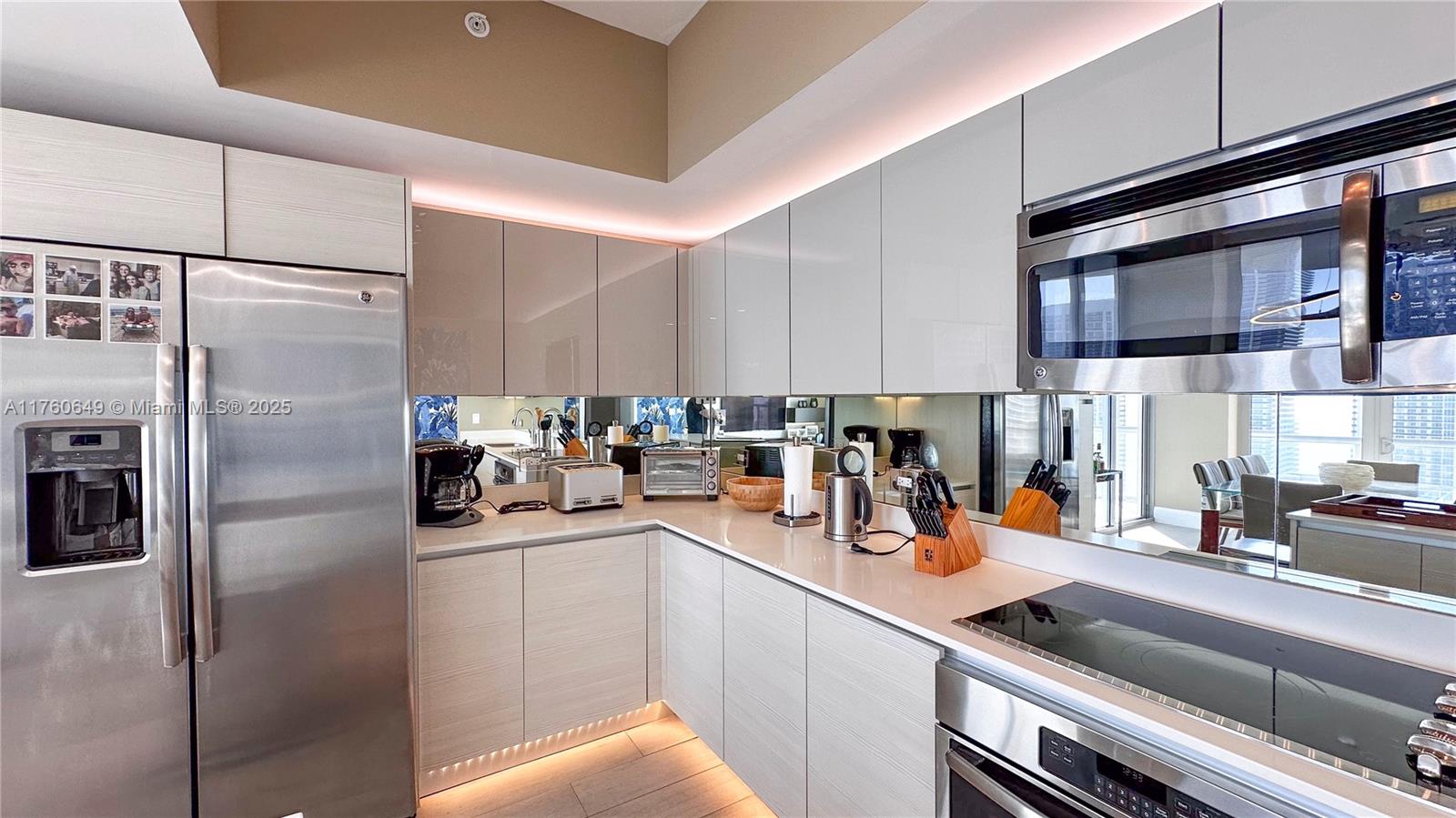 BEACHWALK CONDOMINIUM - Residential