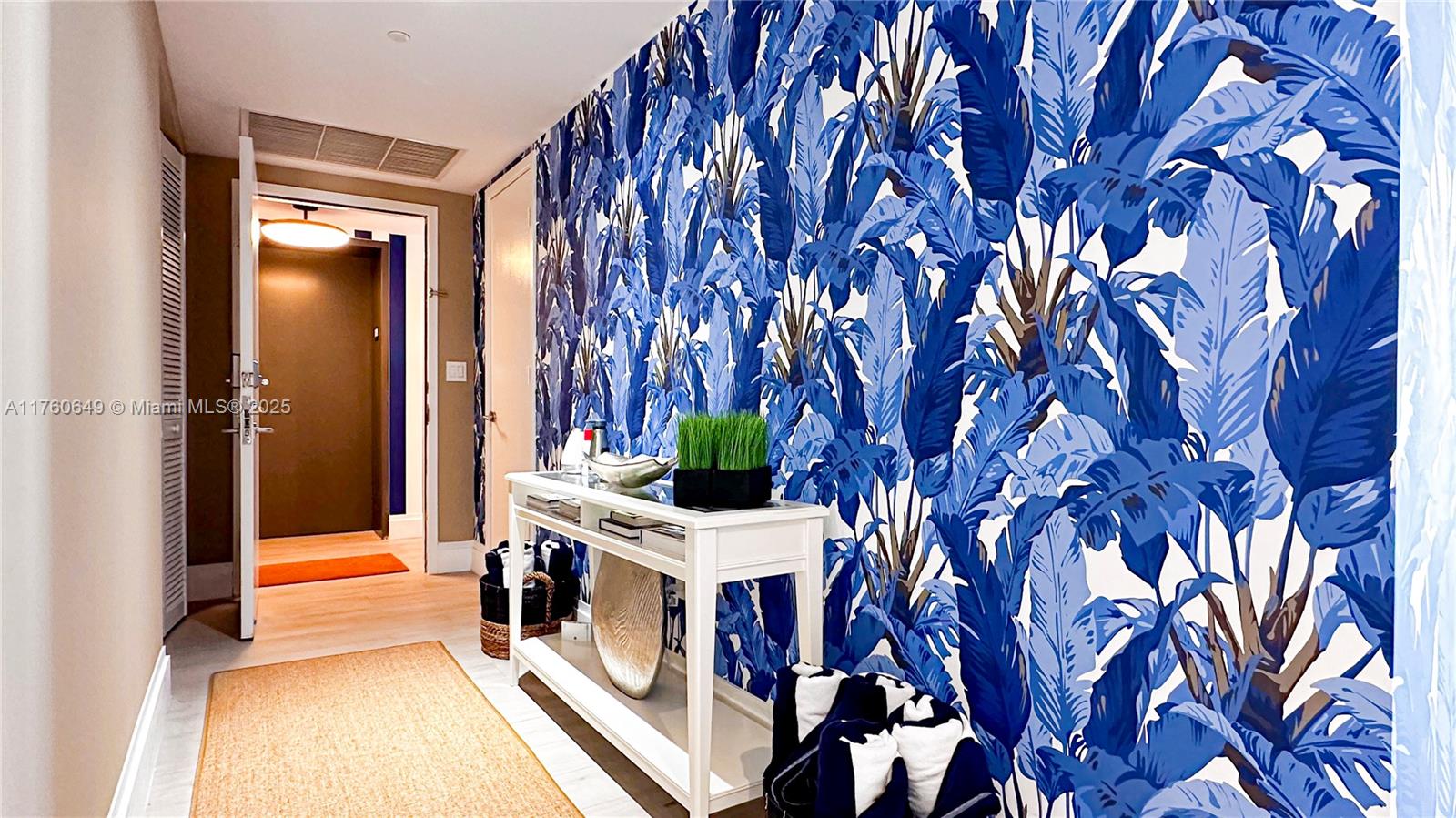 BEACHWALK CONDOMINIUM - Residential