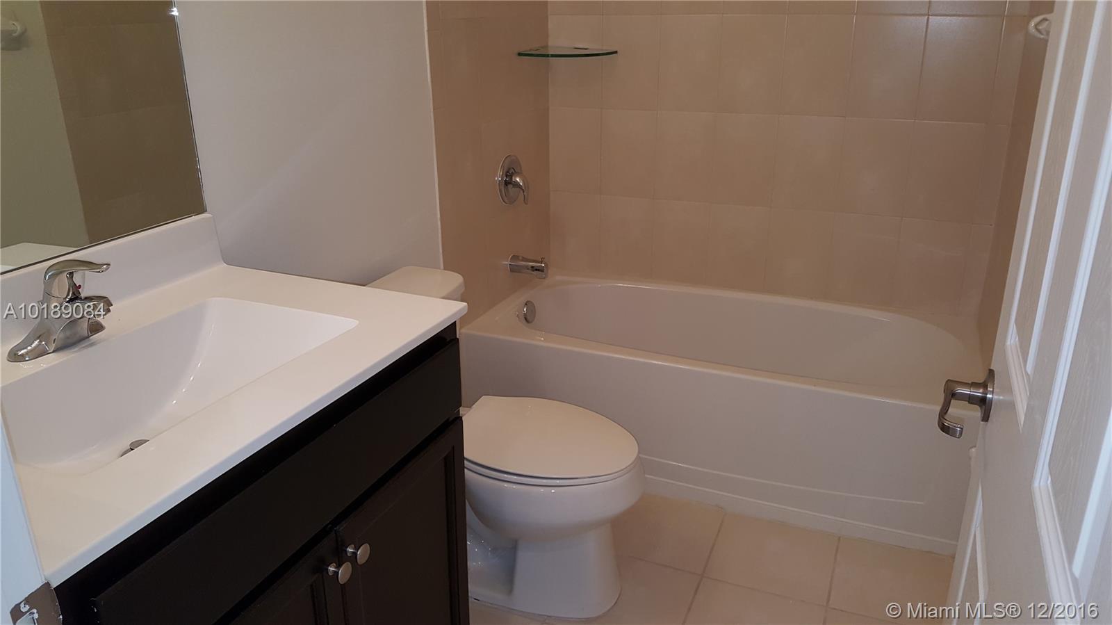 Mallorca at the Vineyards - Residential Lease