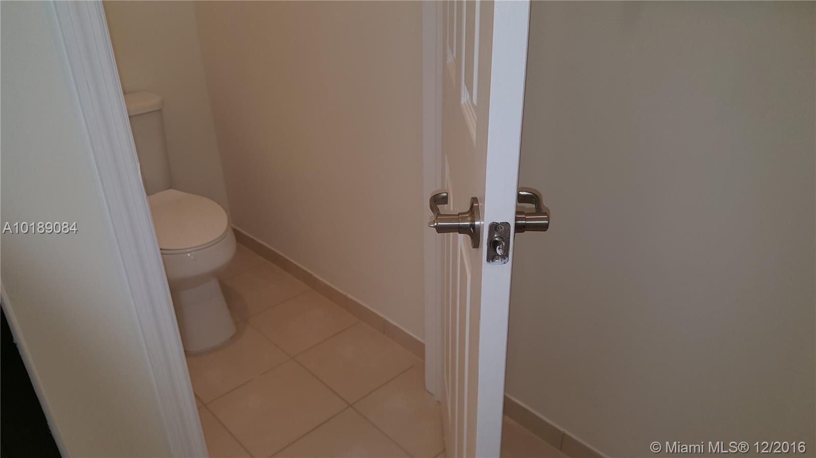 Mallorca at the Vineyards - Residential Lease