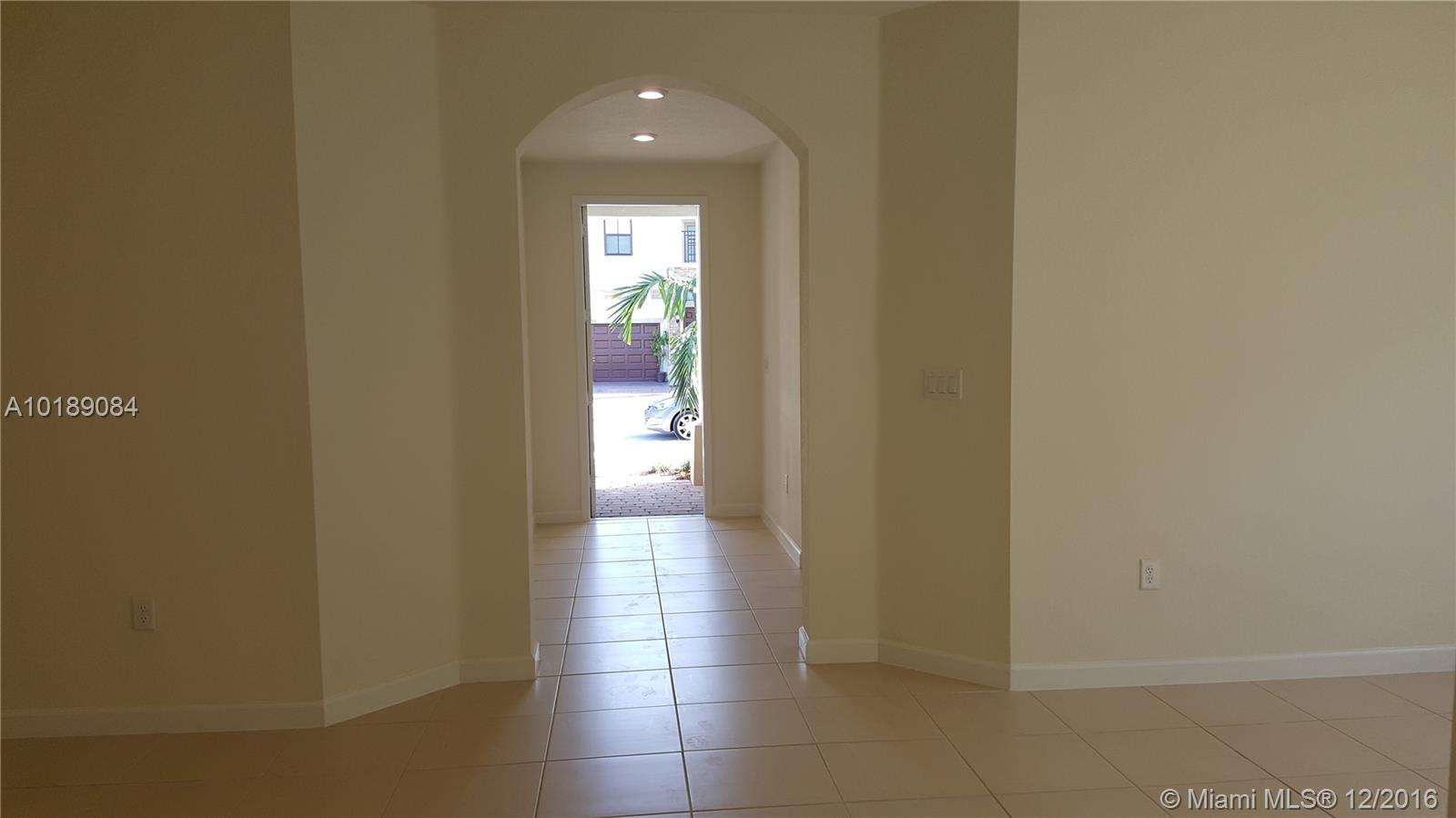 Mallorca at the Vineyards - Residential Lease