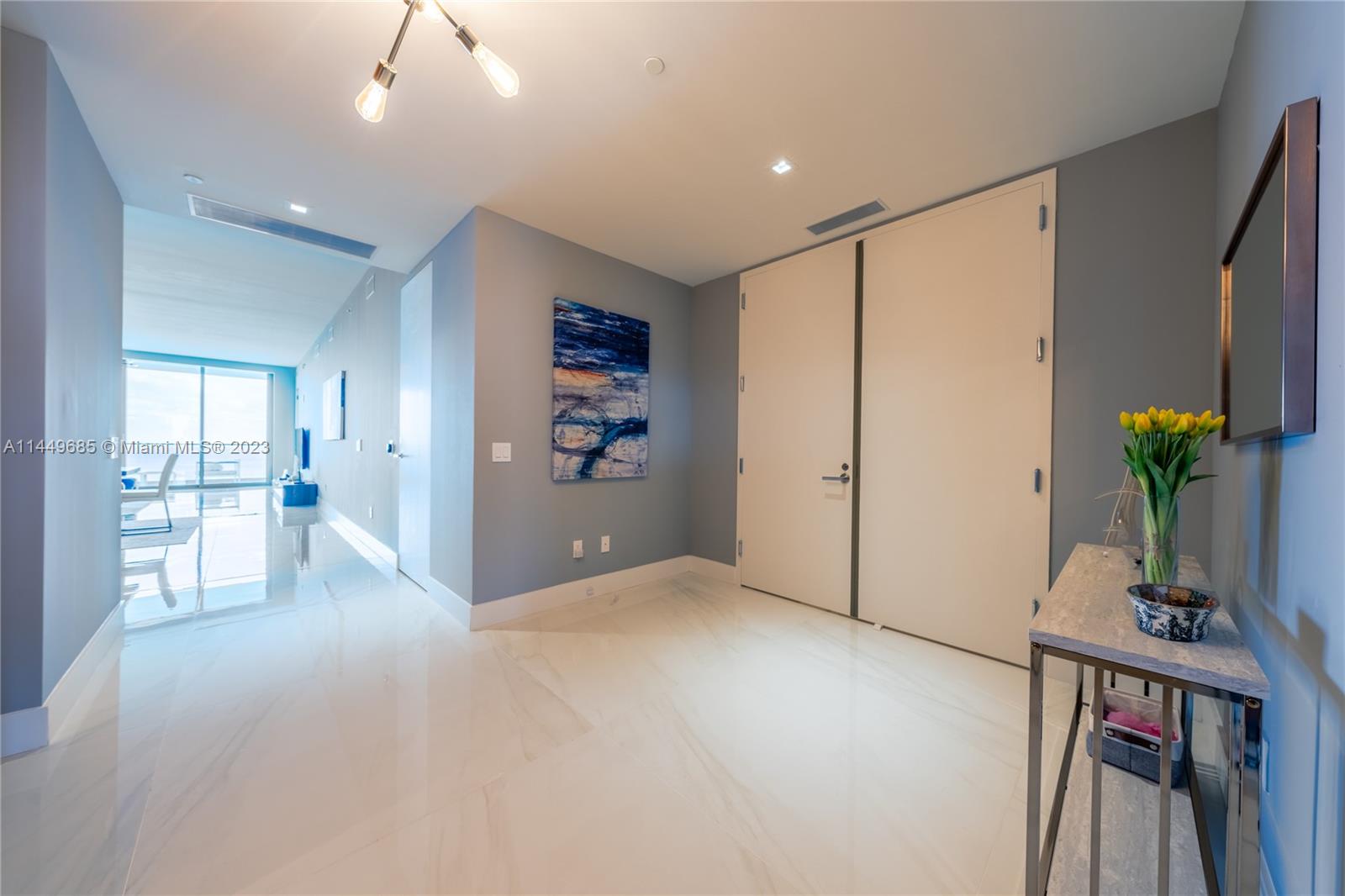 18975 COLLINS CONDO - Residential