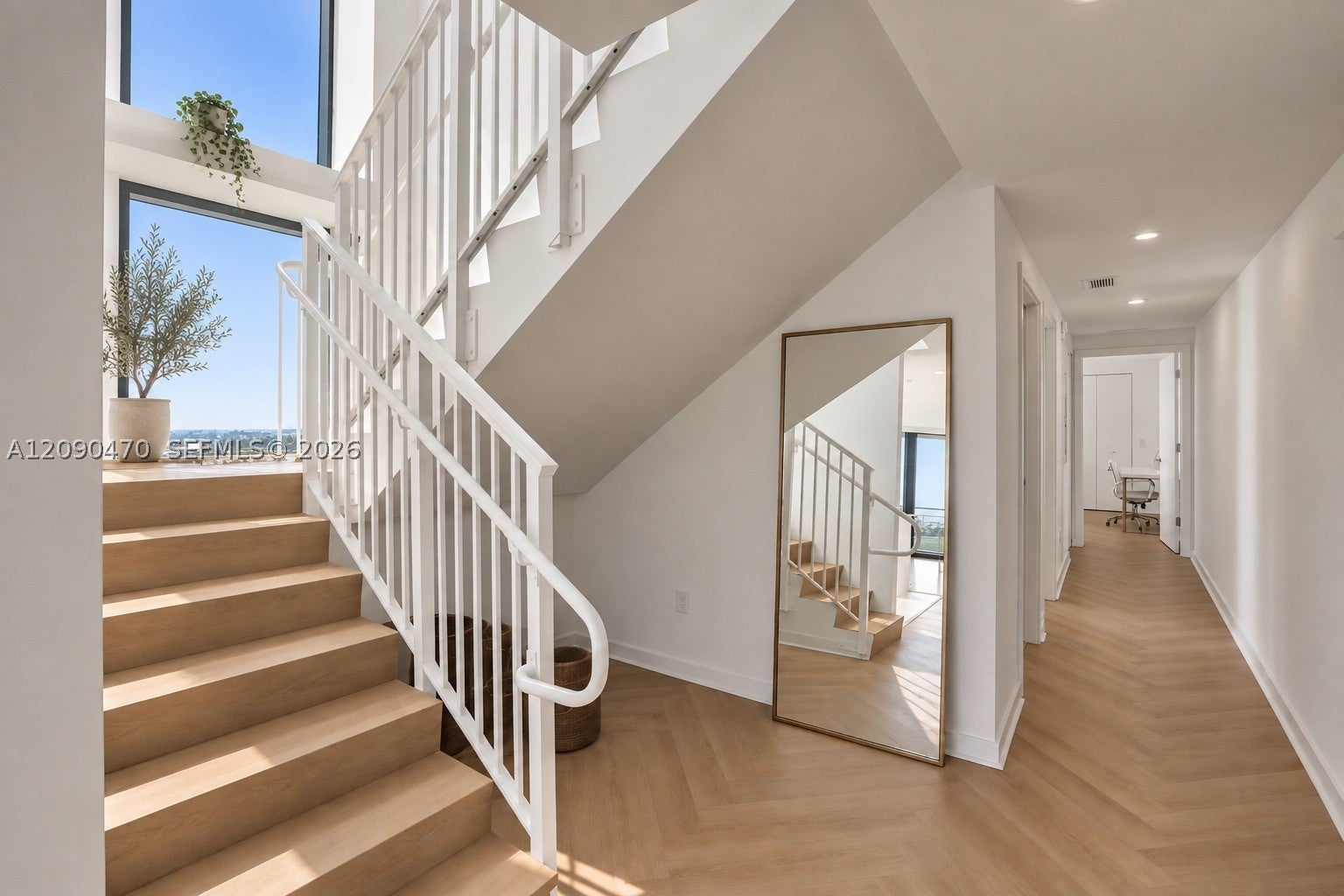 501 NE 31st St 2808