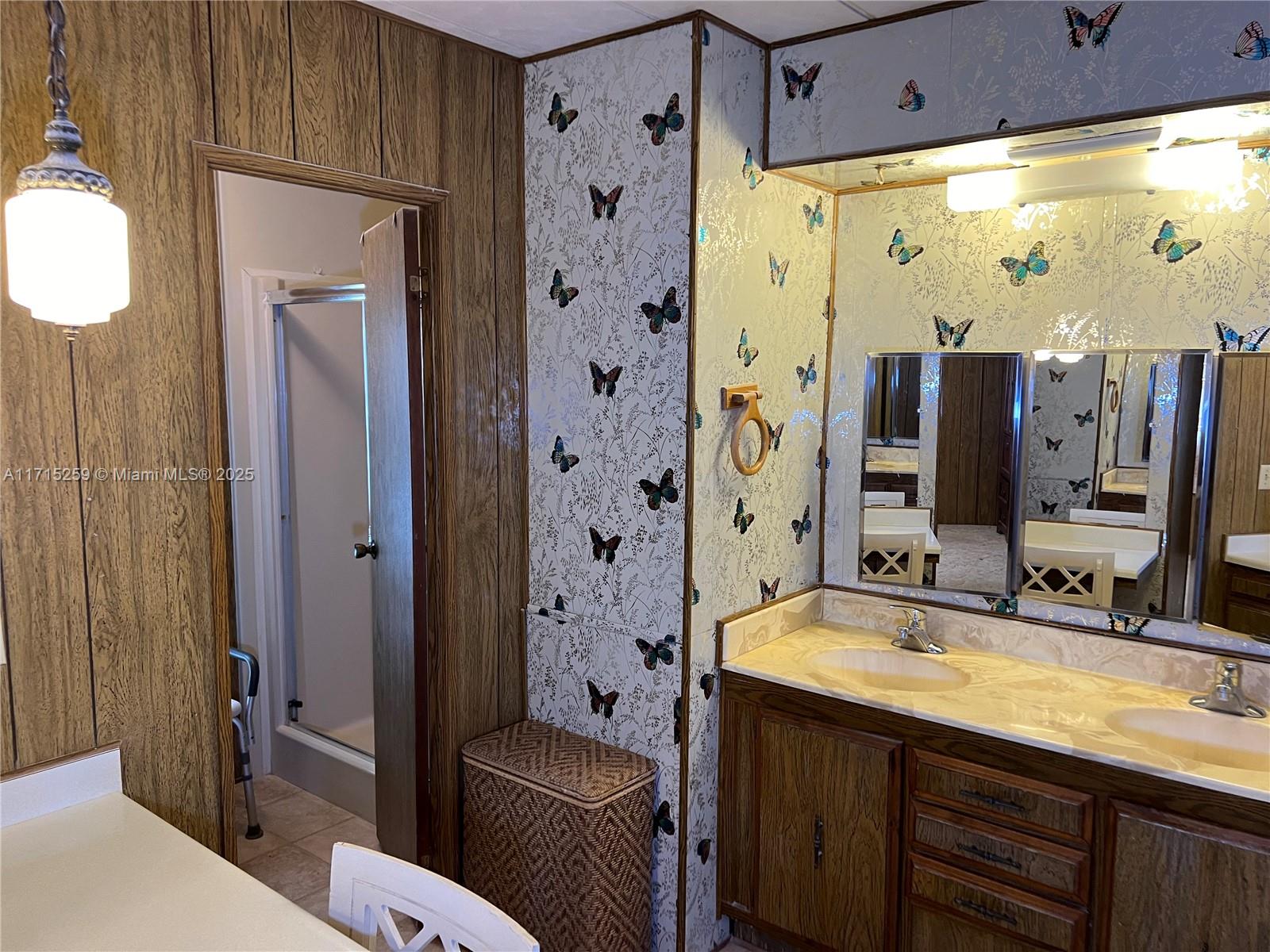 JAMAICA BAY MOBILE HOME C - Residential