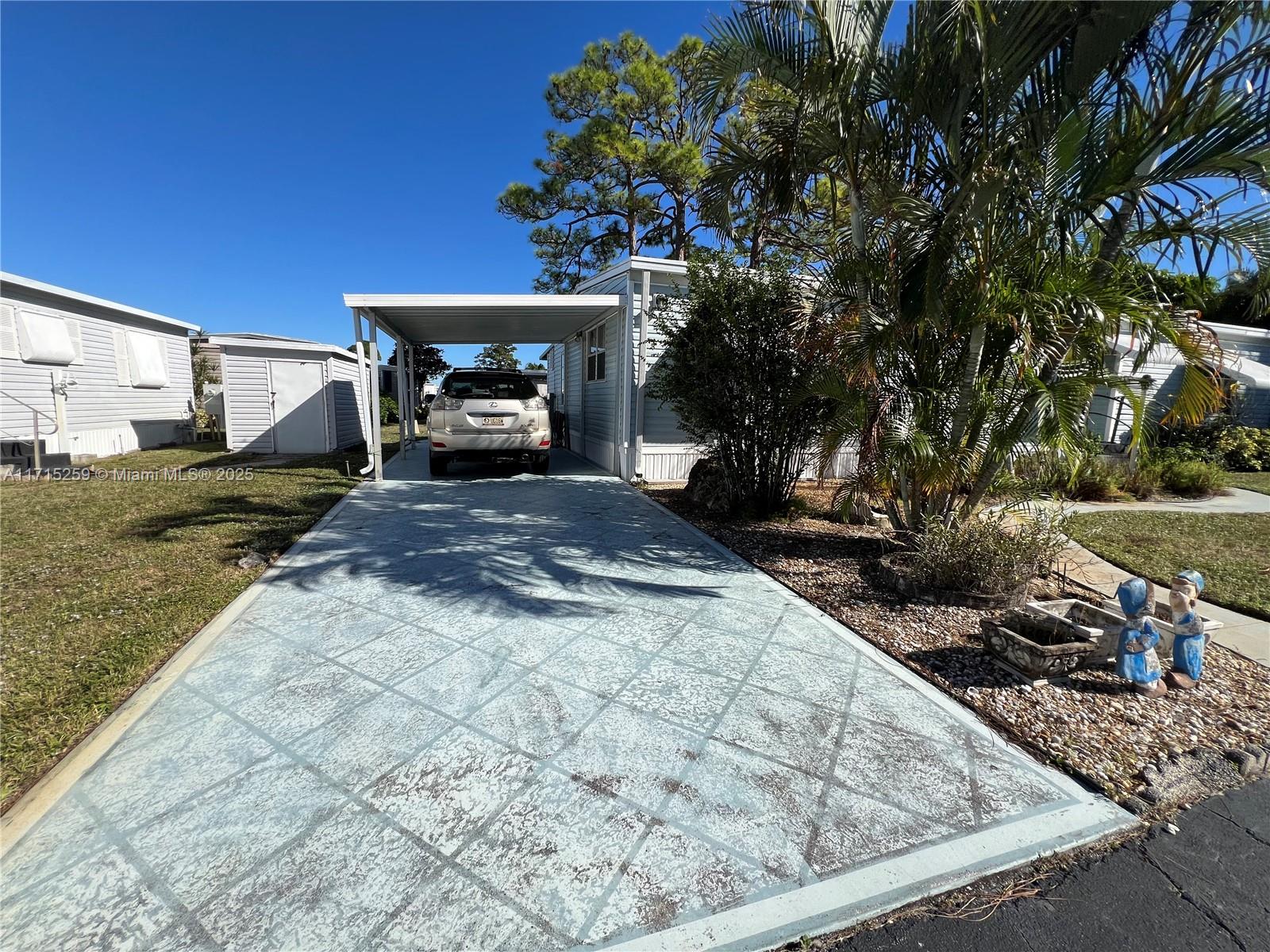 JAMAICA BAY MOBILE HOME C - Residential