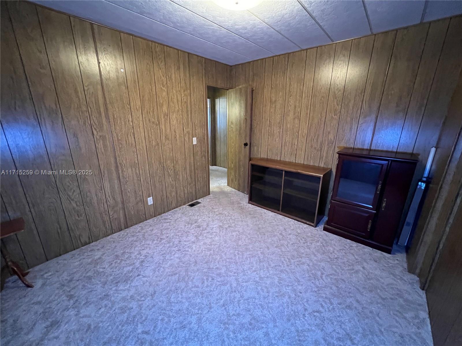 JAMAICA BAY MOBILE HOME C - Residential