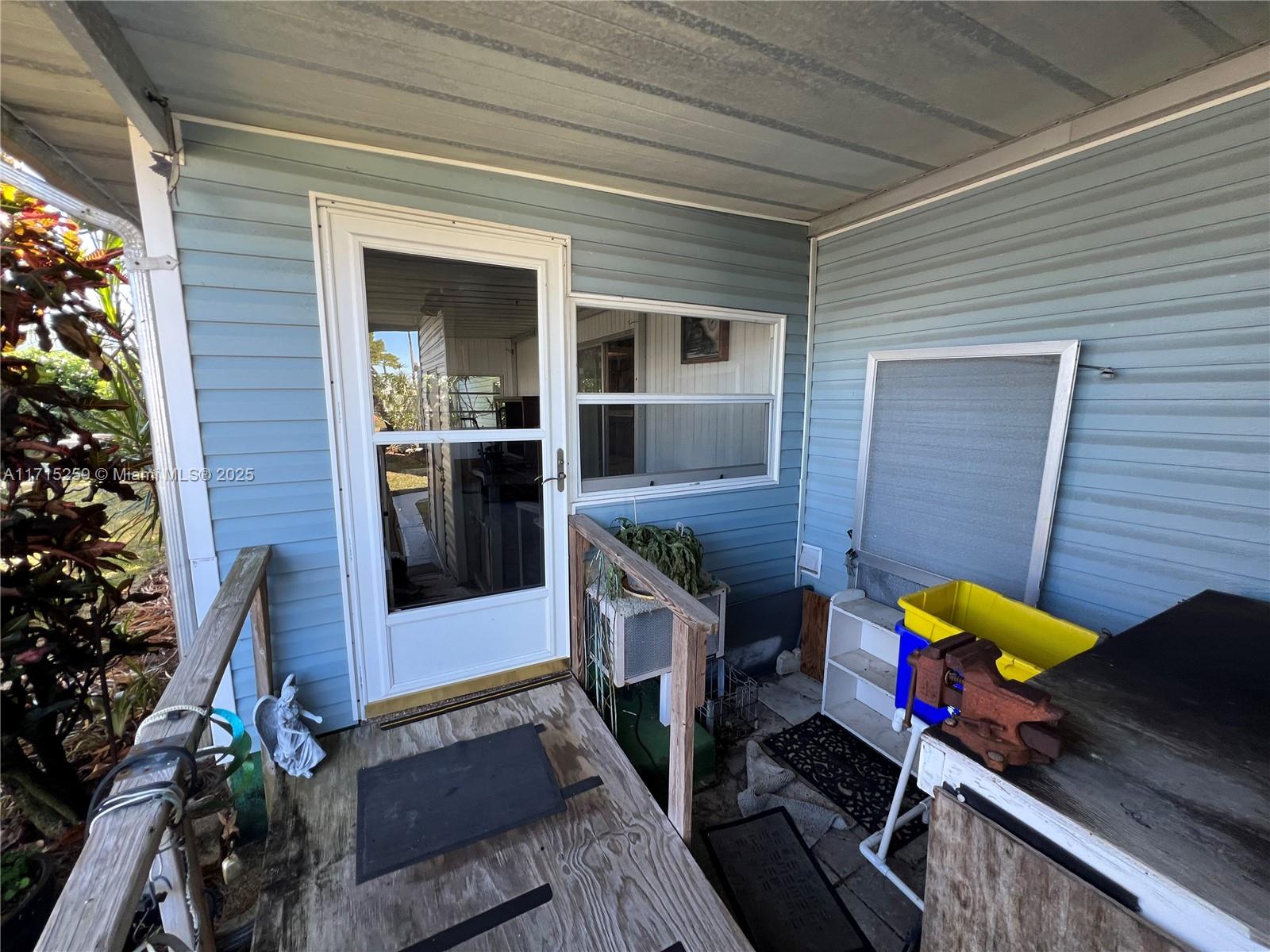 JAMAICA BAY MOBILE HOME C - Residential