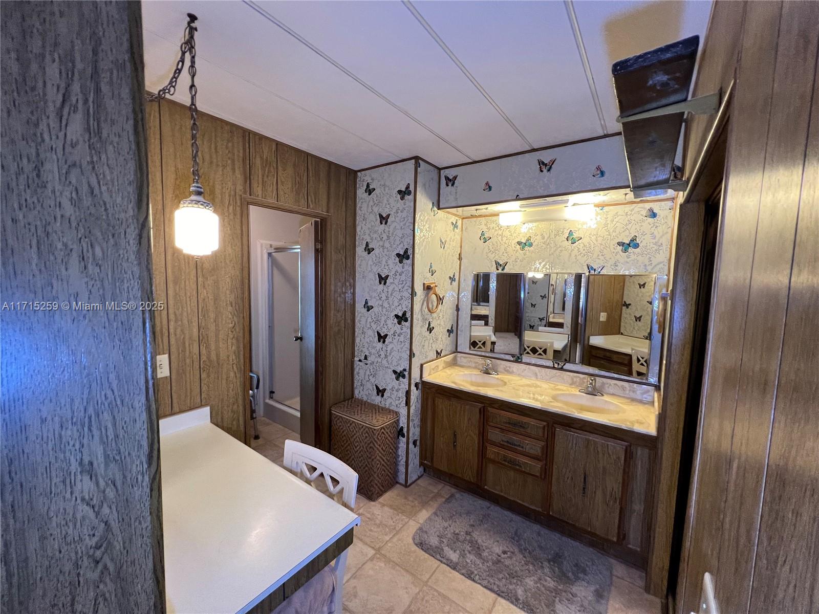 JAMAICA BAY MOBILE HOME C - Residential