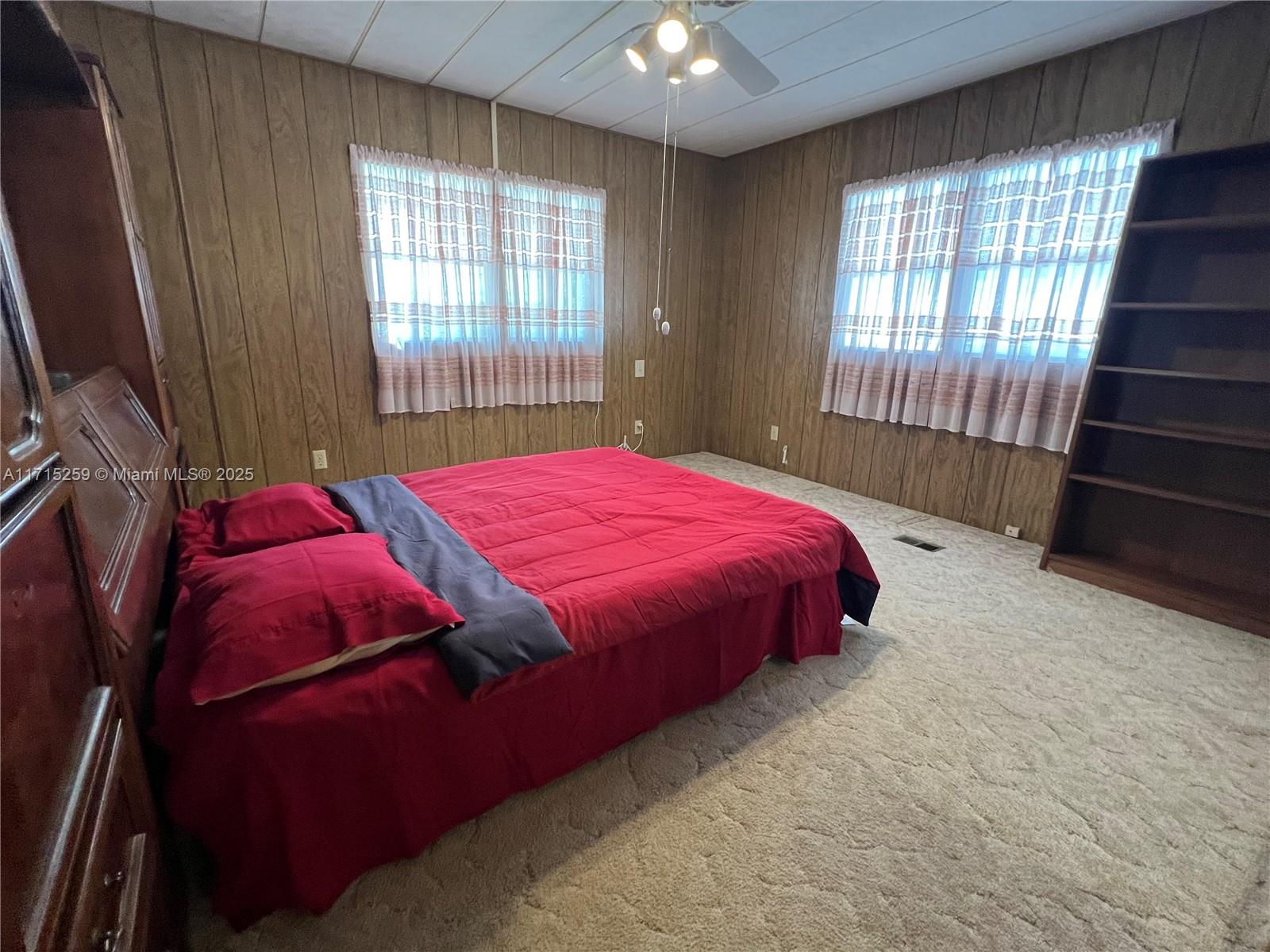 JAMAICA BAY MOBILE HOME C - Residential