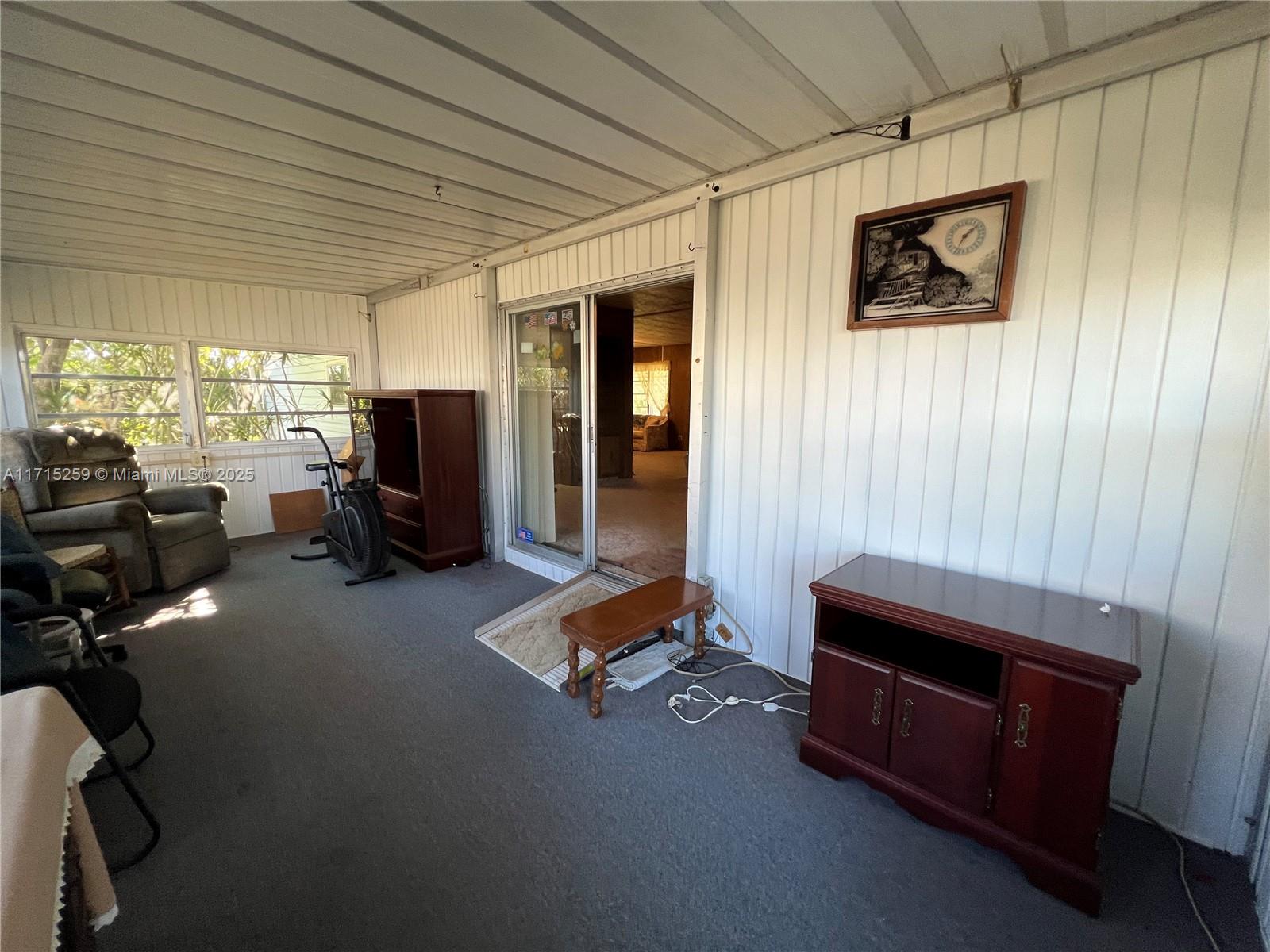 JAMAICA BAY MOBILE HOME C - Residential