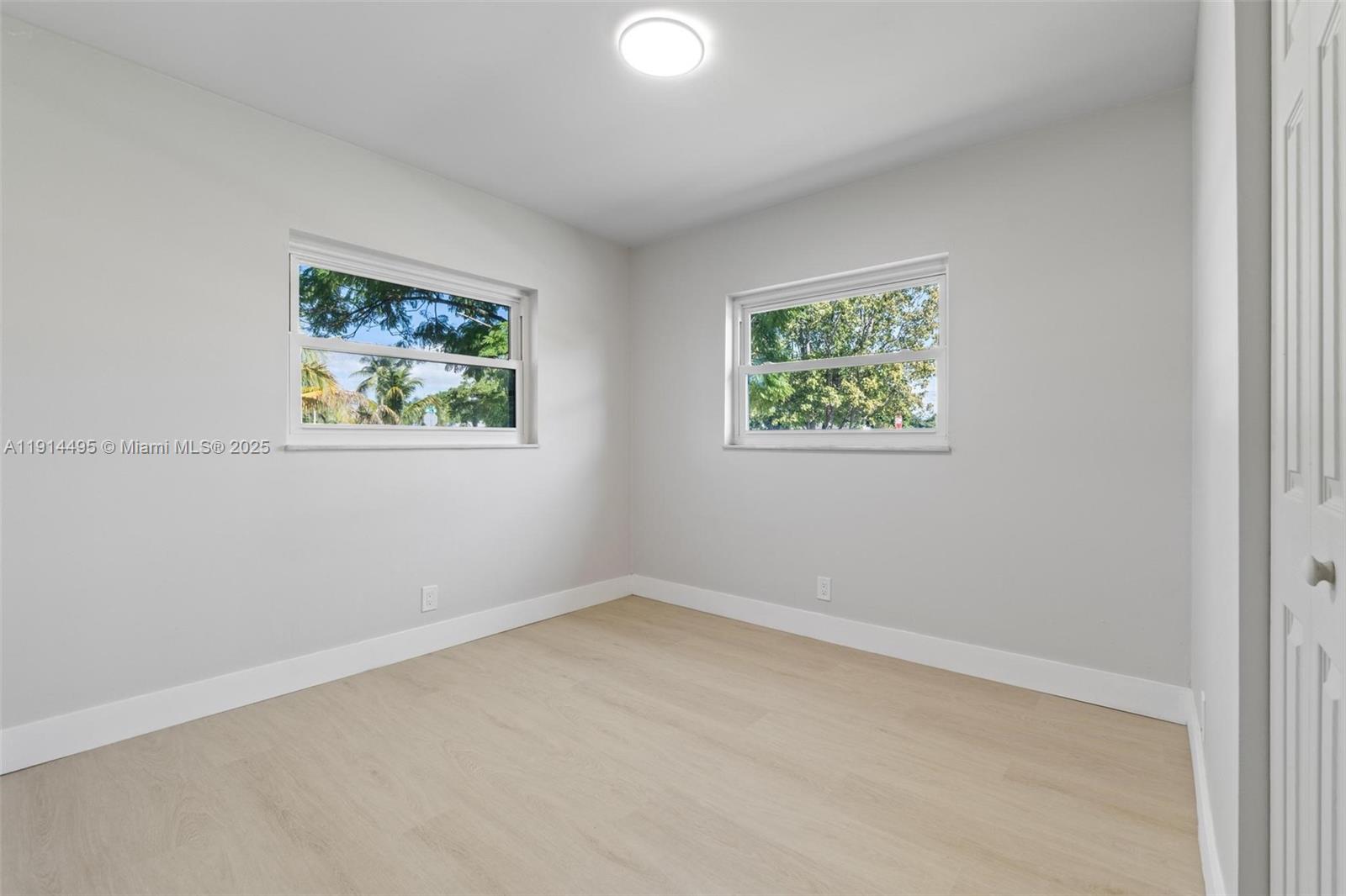 LAUDERDALE NORTH PARK SEC - Residential