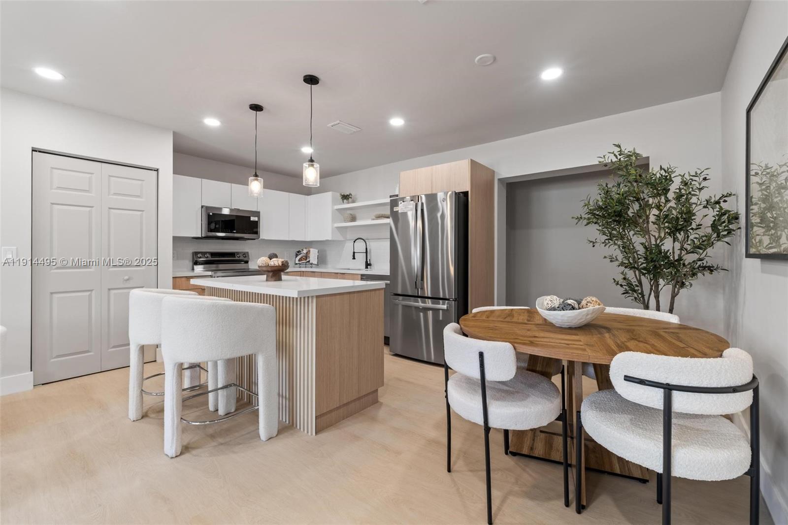 LAUDERDALE NORTH PARK SEC - Residential