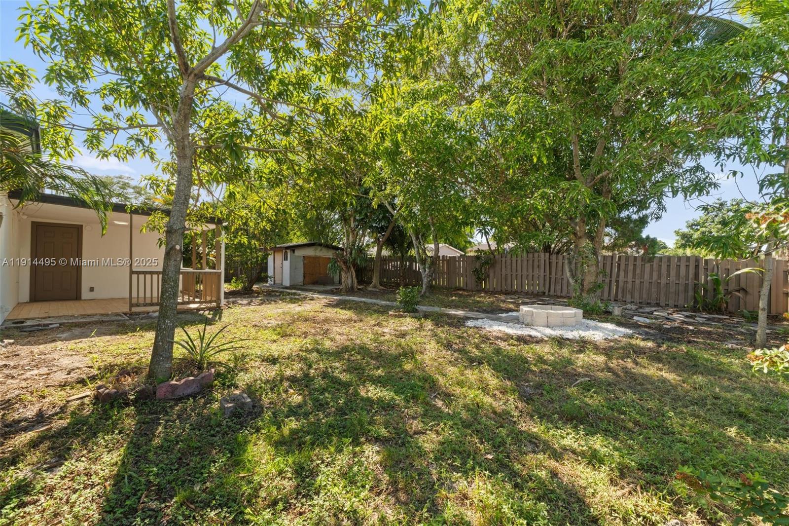 LAUDERDALE NORTH PARK SEC - Residential