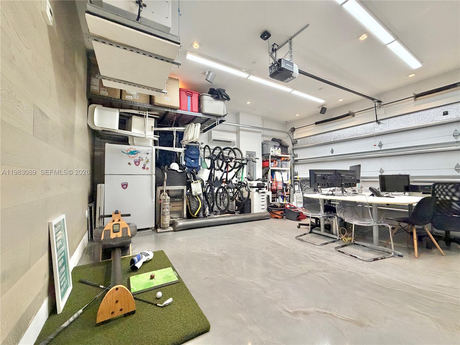 MODERN 45 Doral - Residential