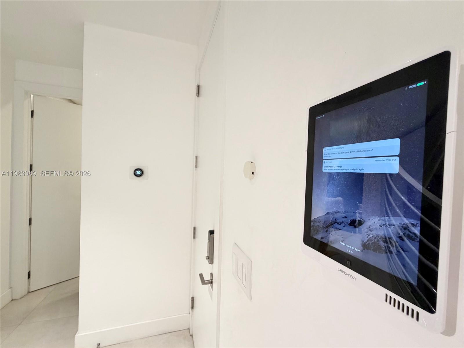 MODERN 45 Doral - Residential