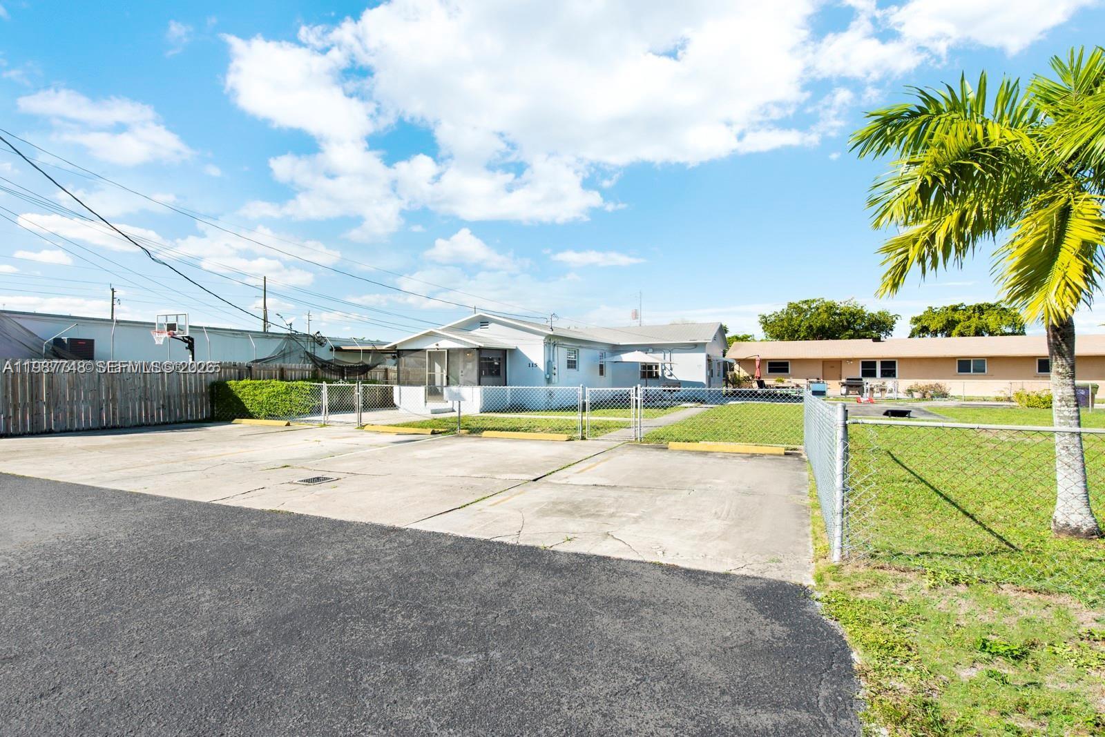 TOWN OF HALLANDALE B-13 - Residential Lease