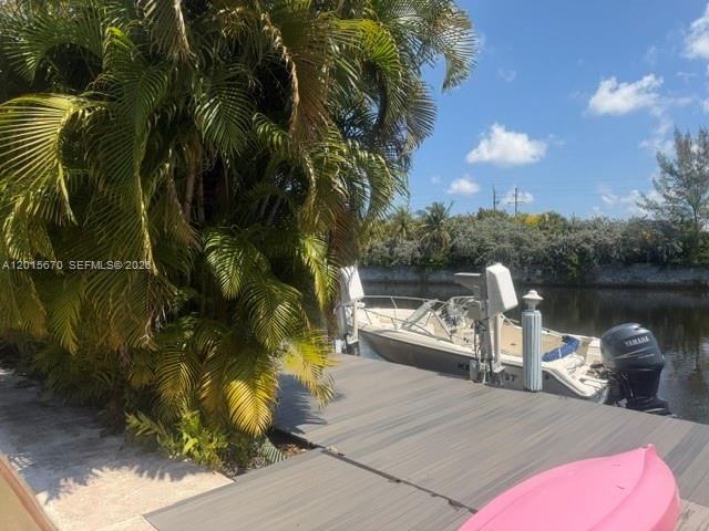 CORAL SHORES - Residential