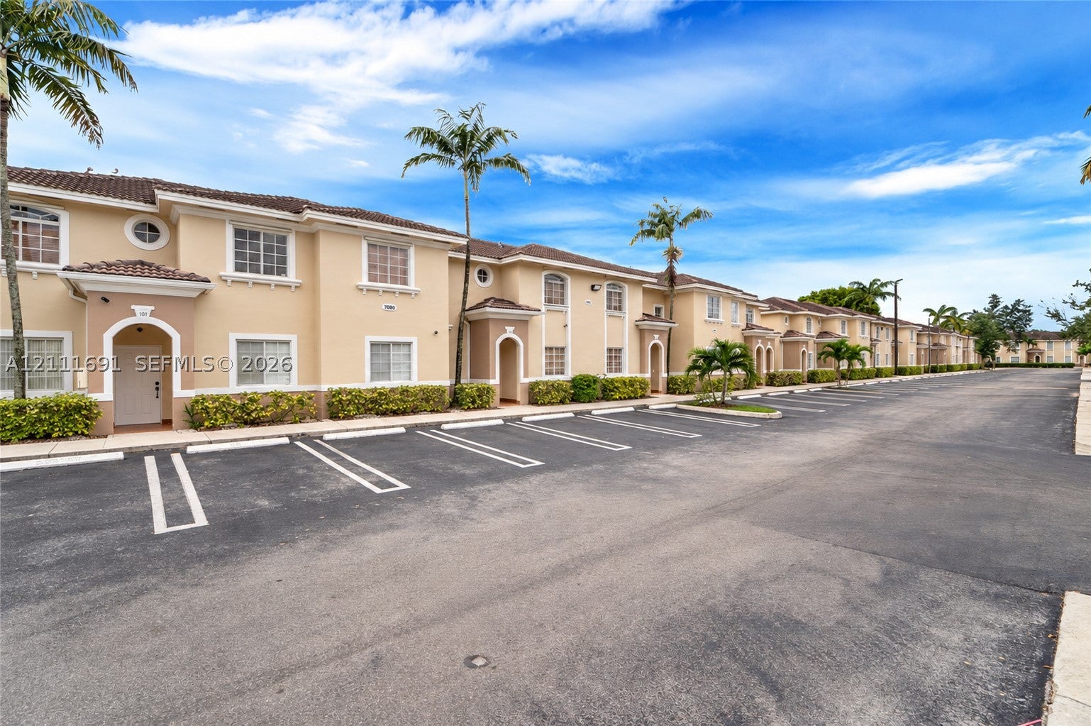 7080 NW 174th Ter