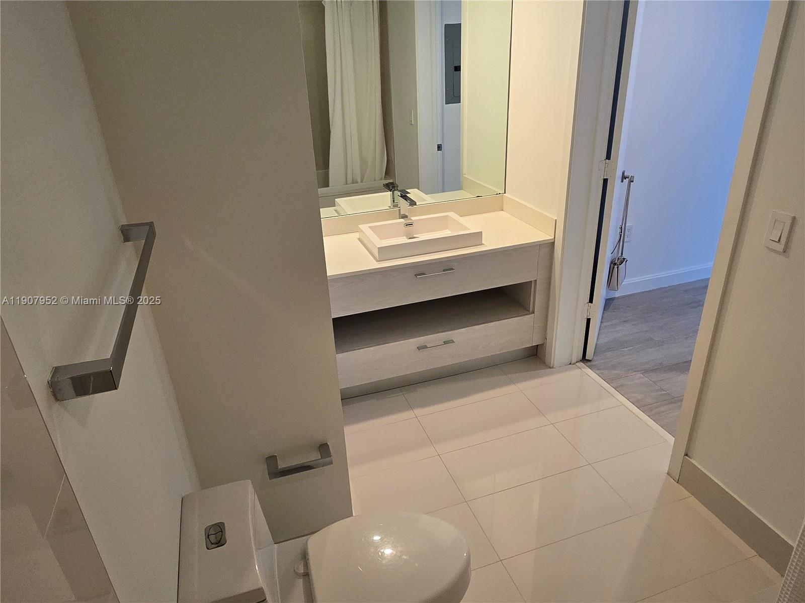 BRICKELL HEIGHTS WEST CON - Residential Lease