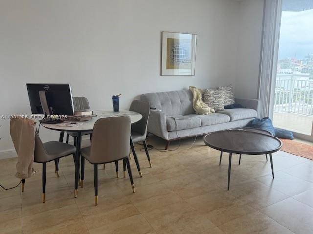 1800 BISCAYNE PLAZA CONDO - Residential