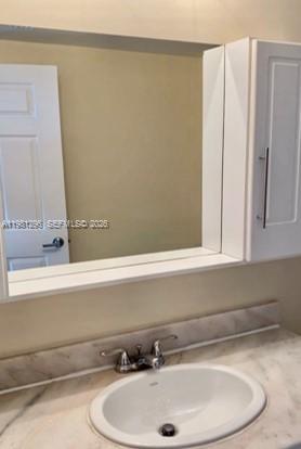 1800 BISCAYNE PLAZA CONDO - Residential