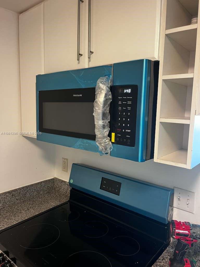 1800 BISCAYNE PLAZA CONDO - Residential