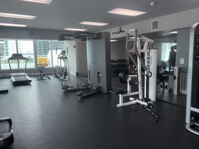 1800 BISCAYNE PLAZA CONDO - Residential