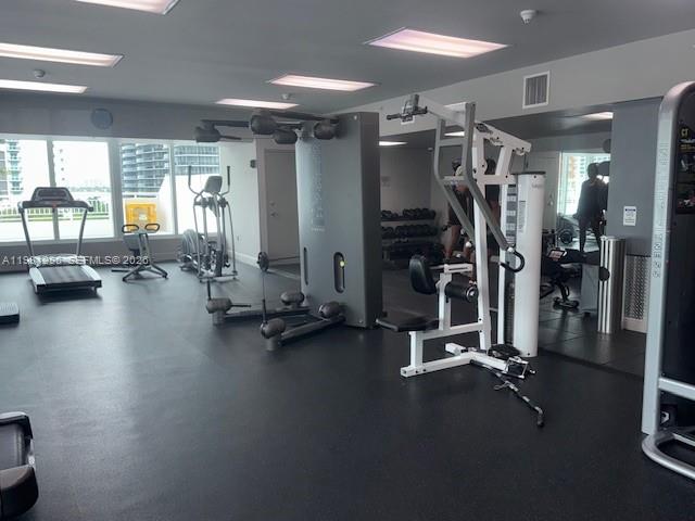 1800 BISCAYNE PLAZA CONDO - Residential