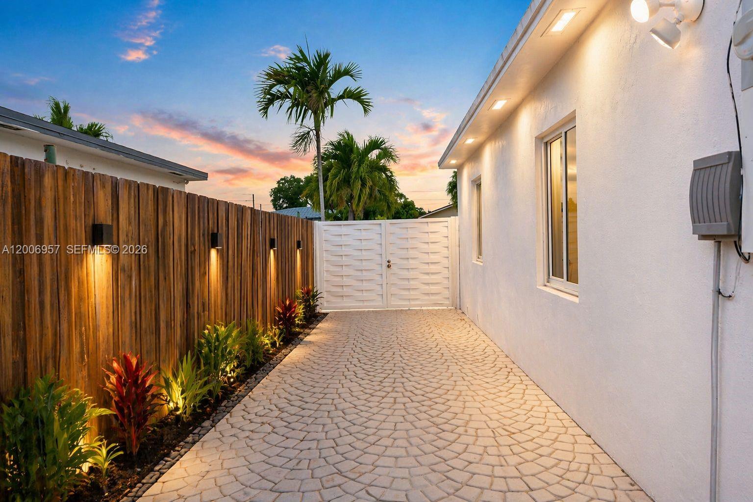 FLAGLER GROVE ESTATES EXT - Residential