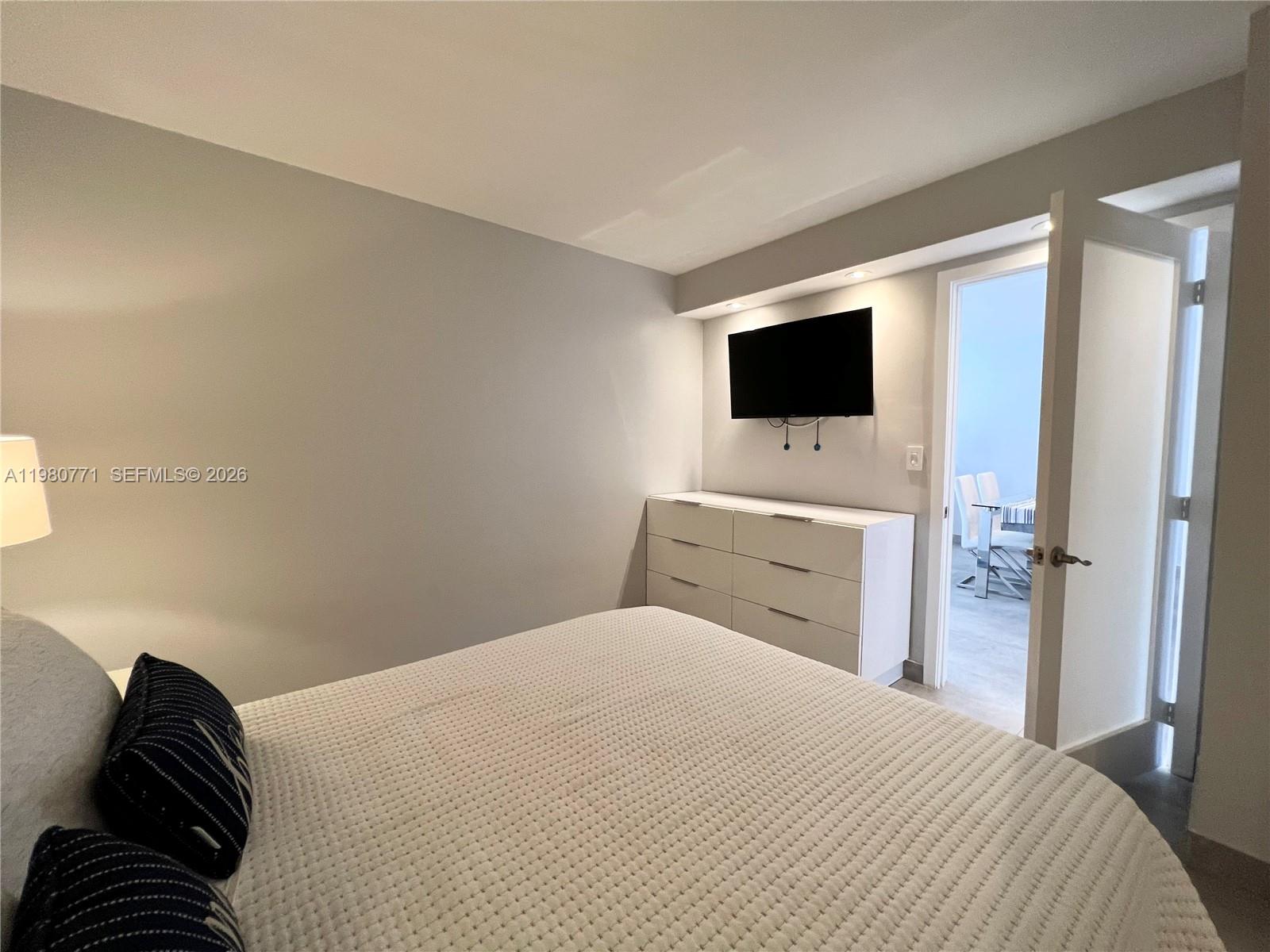 VENETIA CONDO - Residential Lease