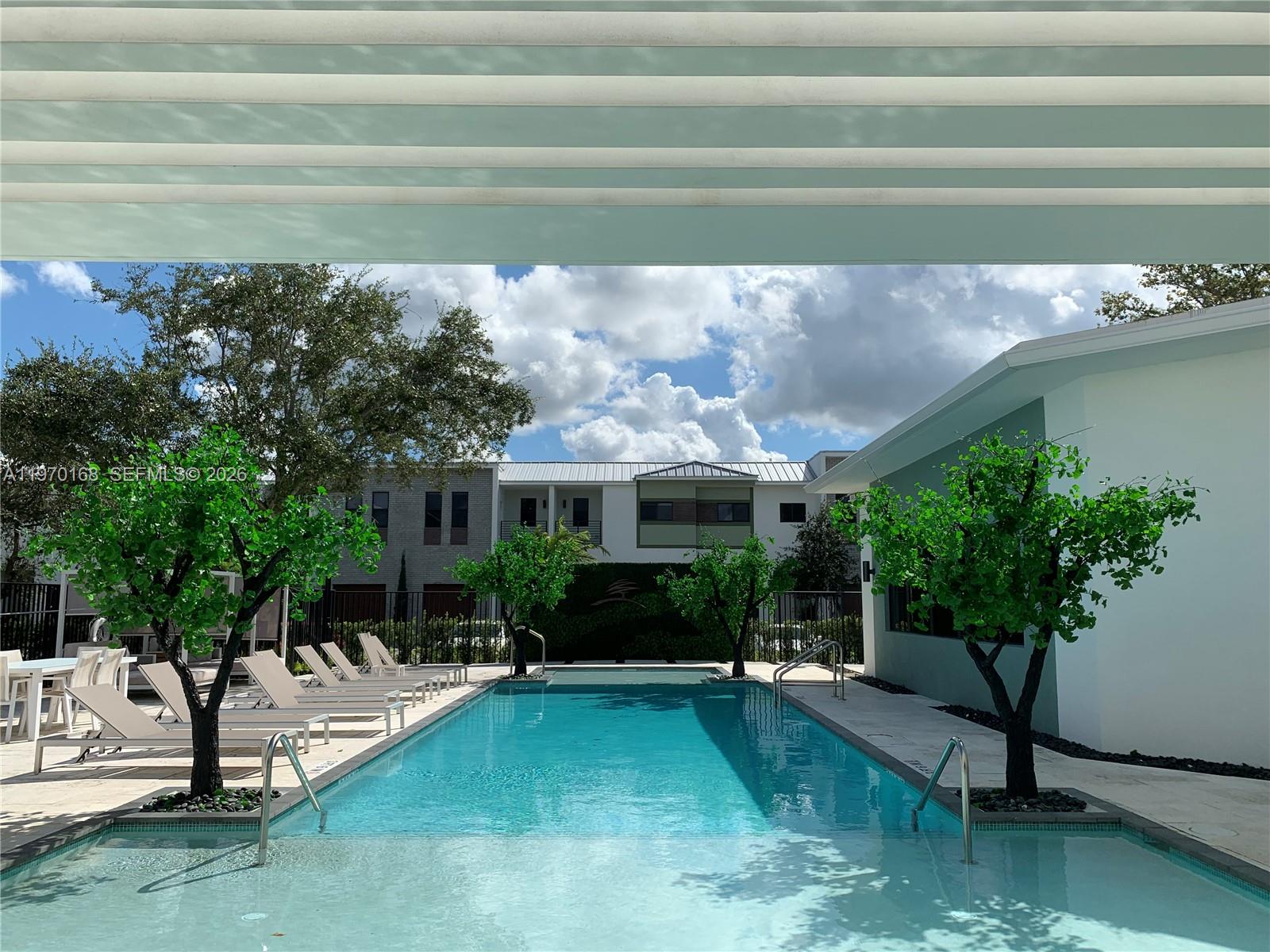 PLANTATION BUSINESS PARK - Residential Lease