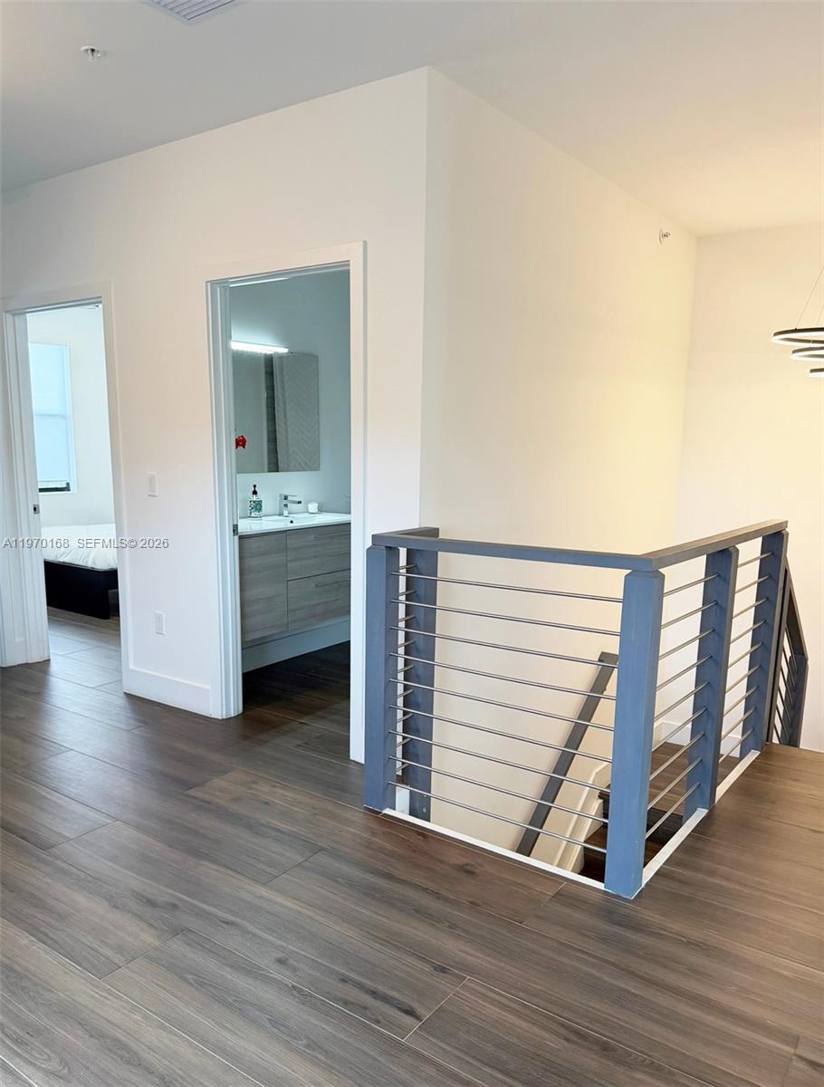 PLANTATION BUSINESS PARK - Residential Lease