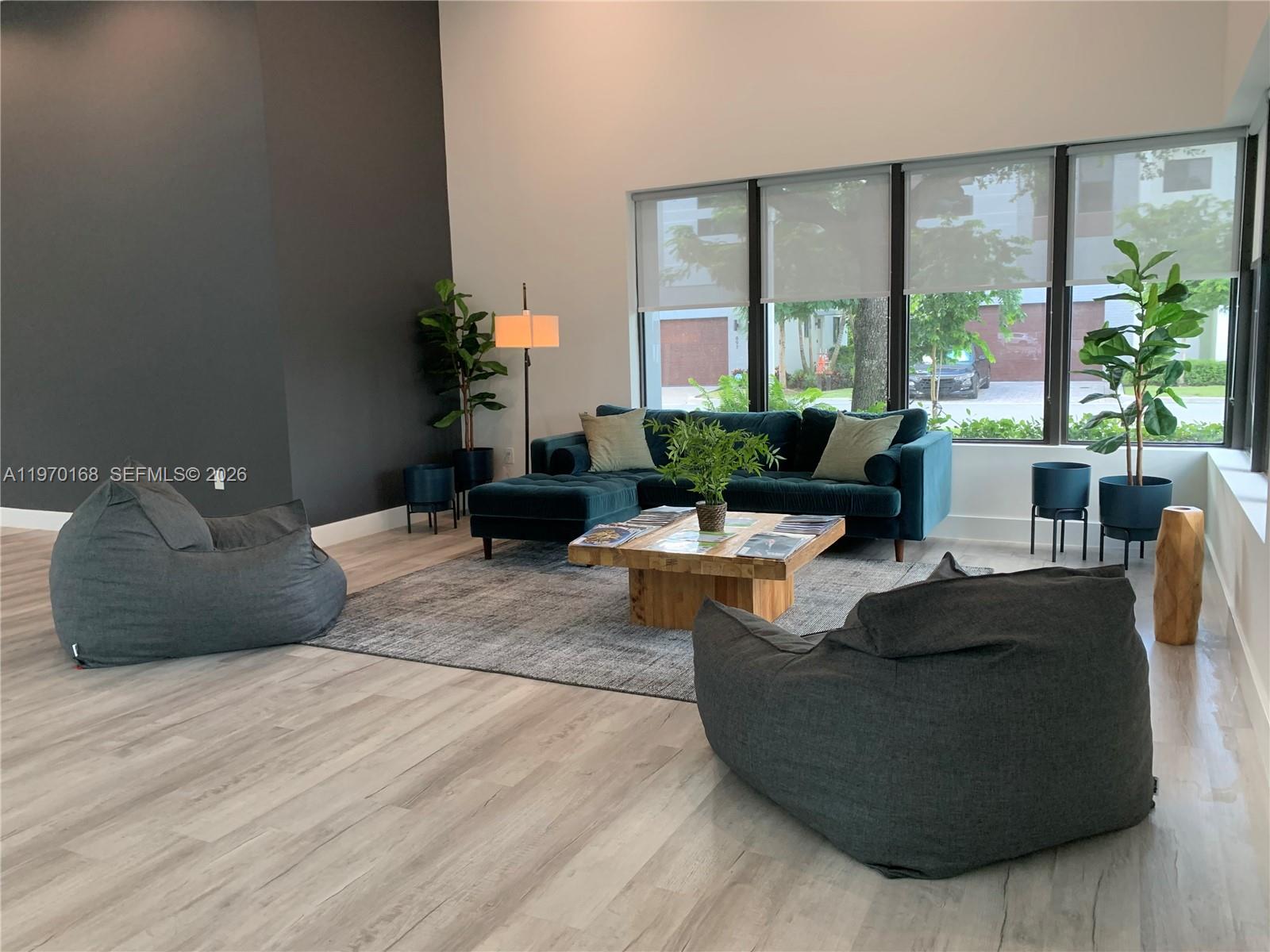 PLANTATION BUSINESS PARK - Residential Lease
