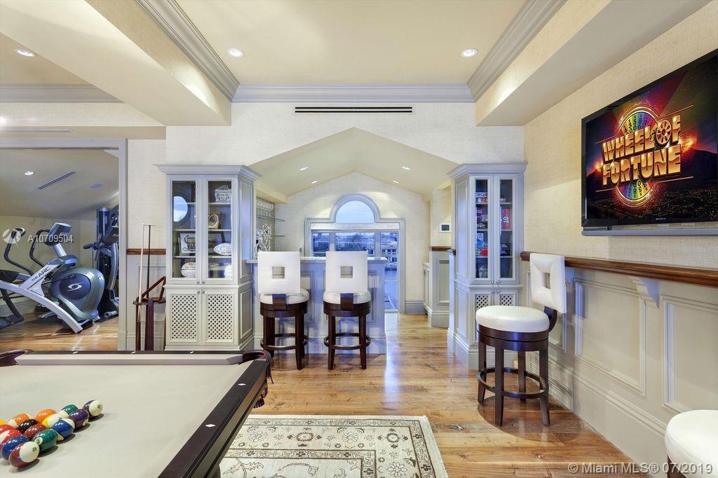 Hillsboro Mile - Residential