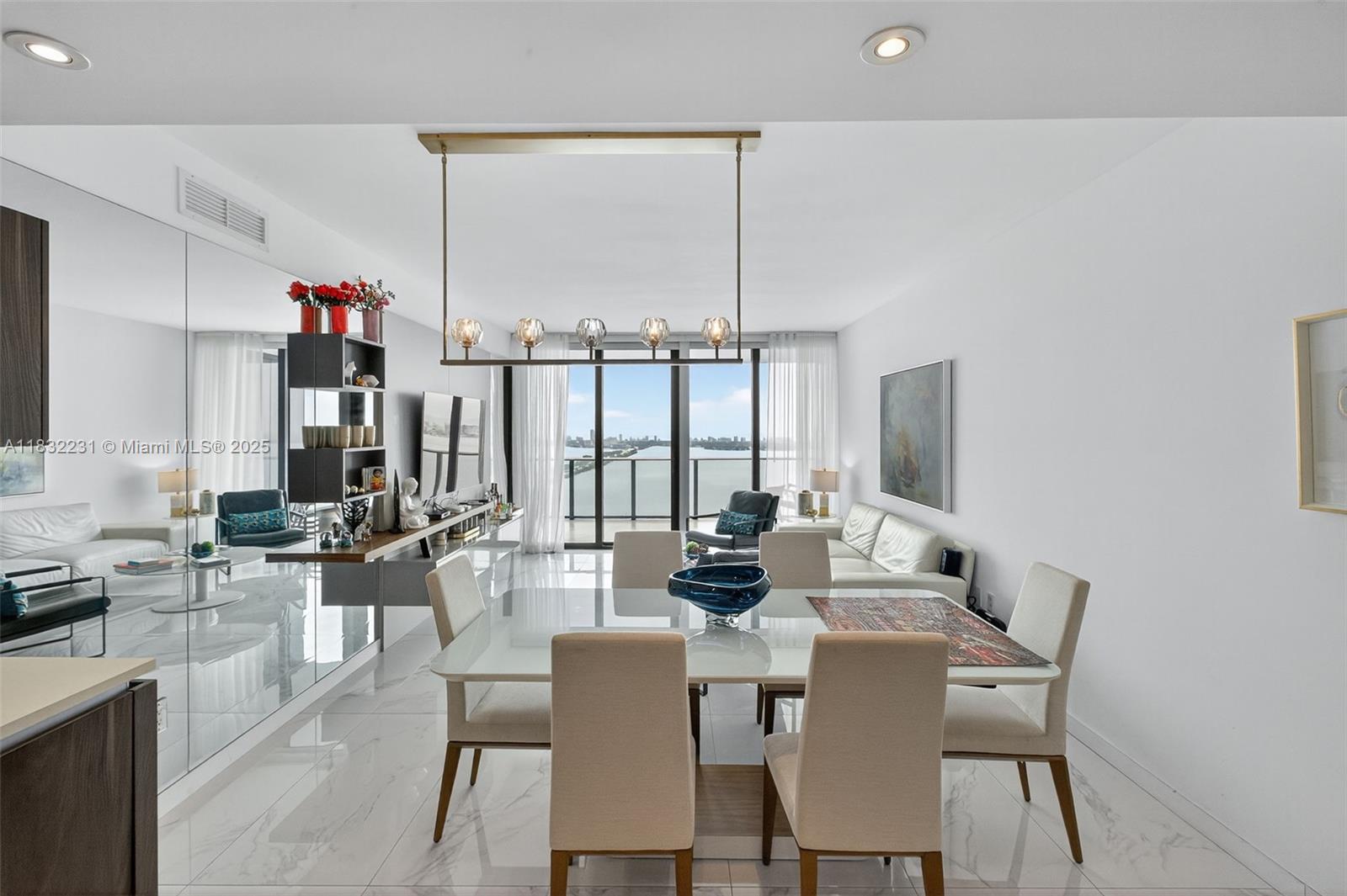 ONE PARAISO CONDO - Residential