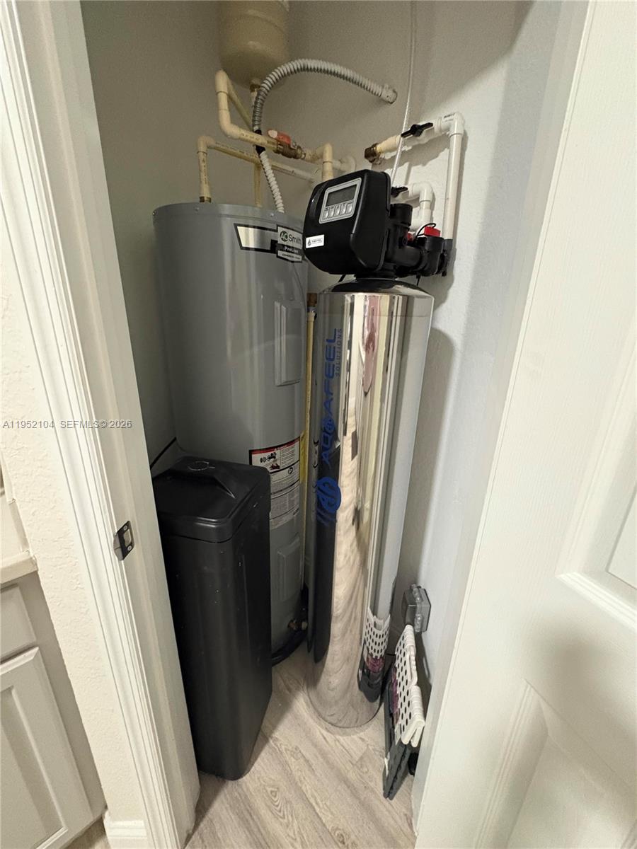 STONEBRIDGE RESERVE - Residential