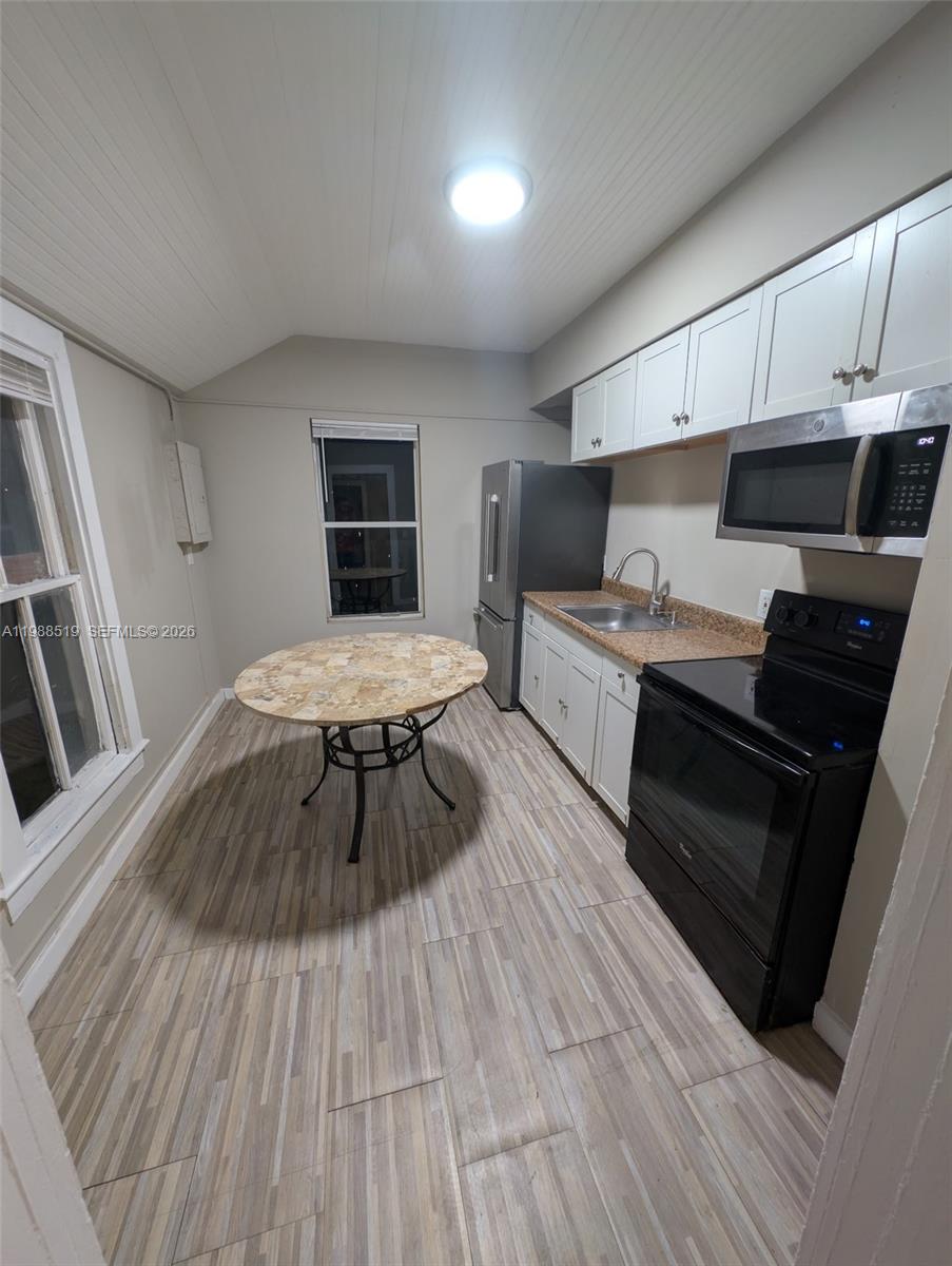 METES AND BOUNDS - Residential Lease