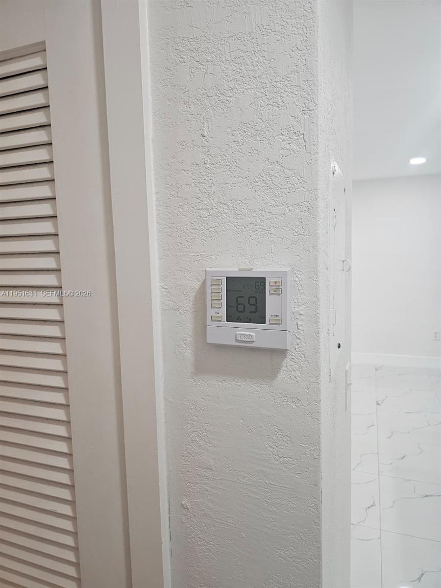 KINGSTON SQUARE CONDO - Residential