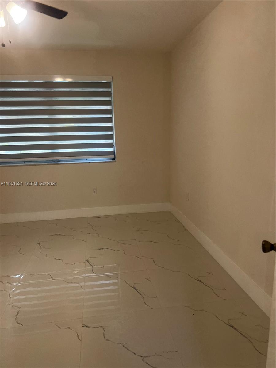 KINGSTON SQUARE CONDO - Residential