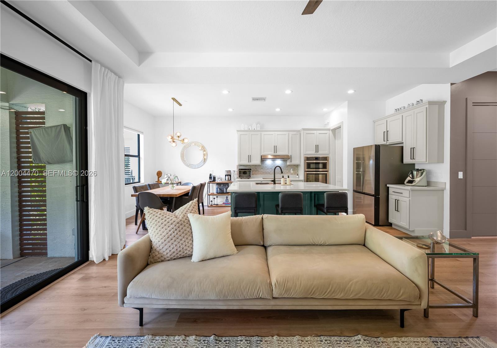 PARKLAND GOLF AND COUNTRY - Residential