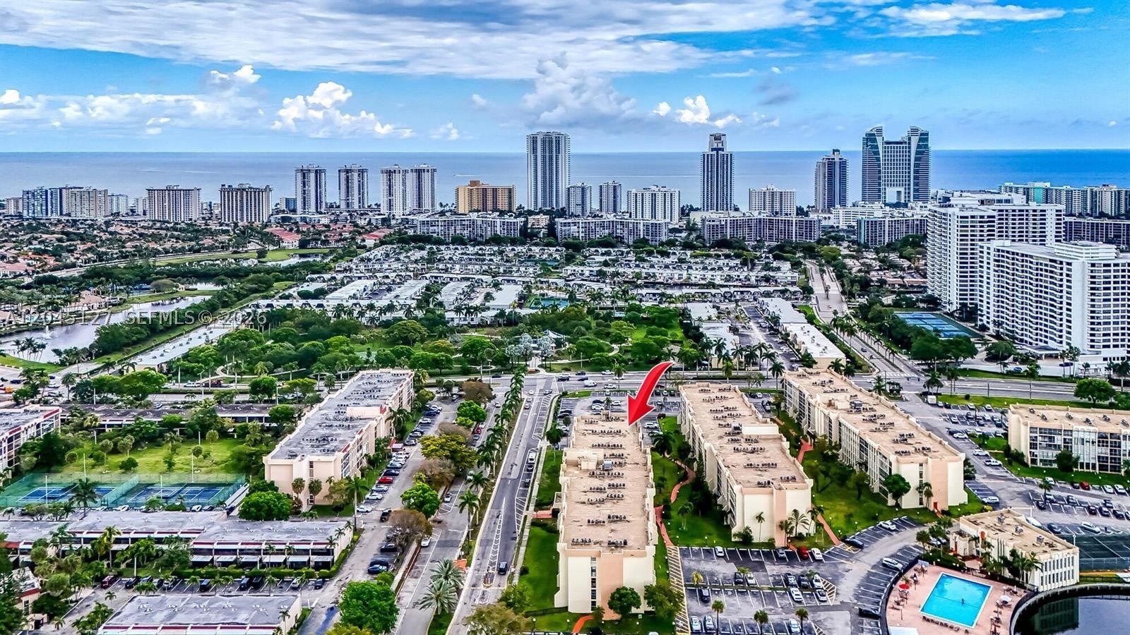 851 Three Islands Blvd 520